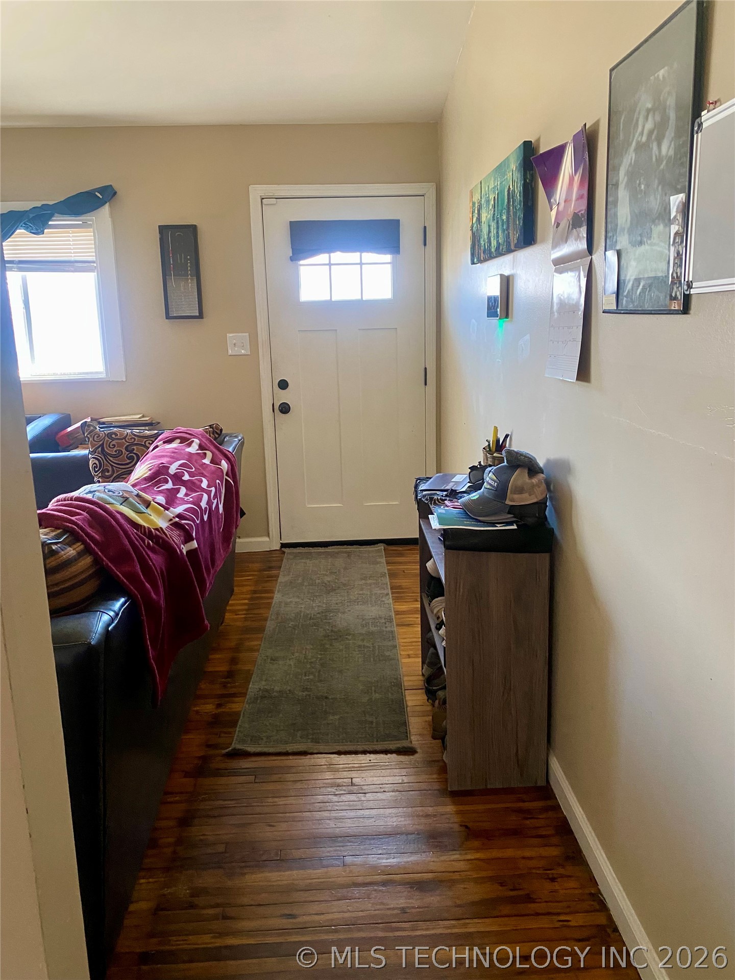 2462 N Oswego Avenue Property Photo 2