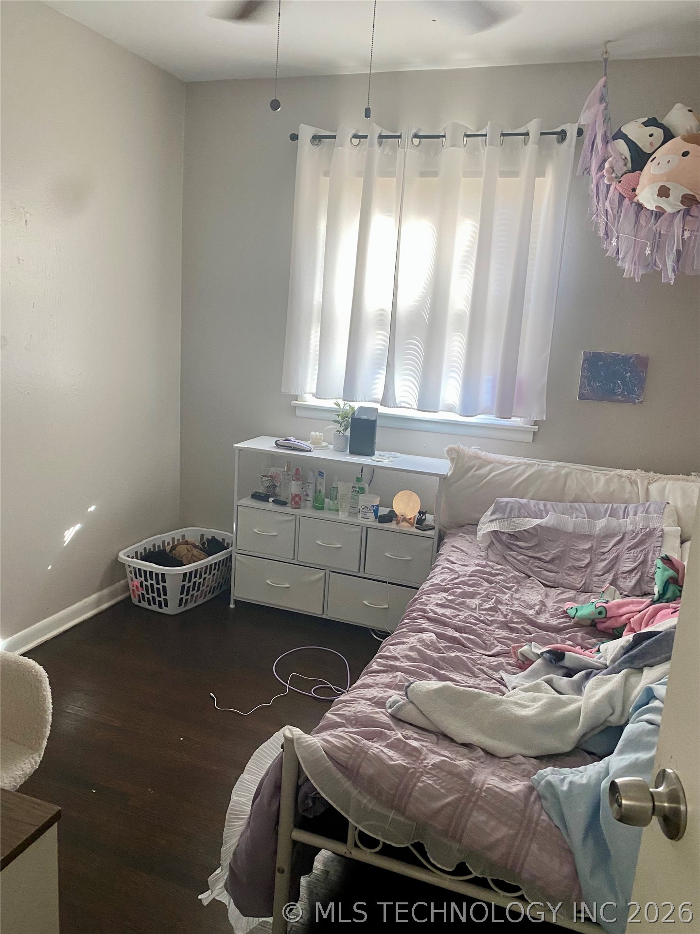 4710 N Elwood Avenue Property Photo 9