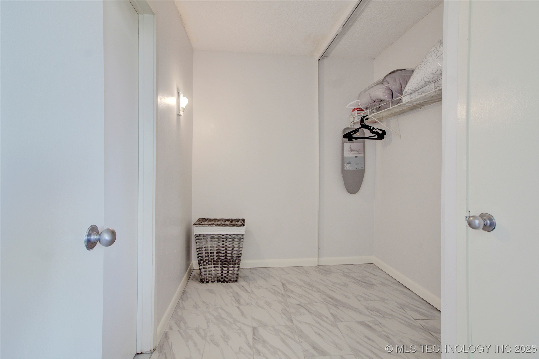 410 W 7th Street 1521 Property Photo 13