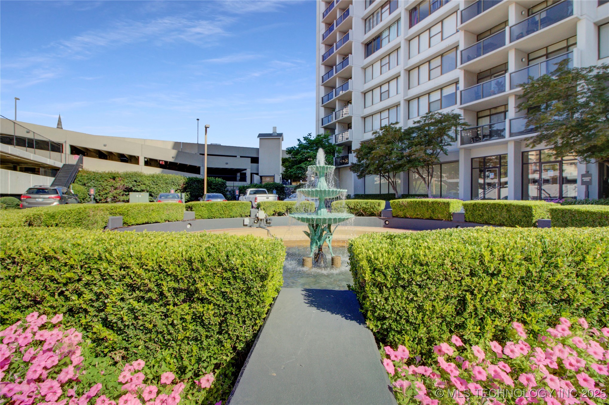 410 W 7th Street 1521 Property Photo 18