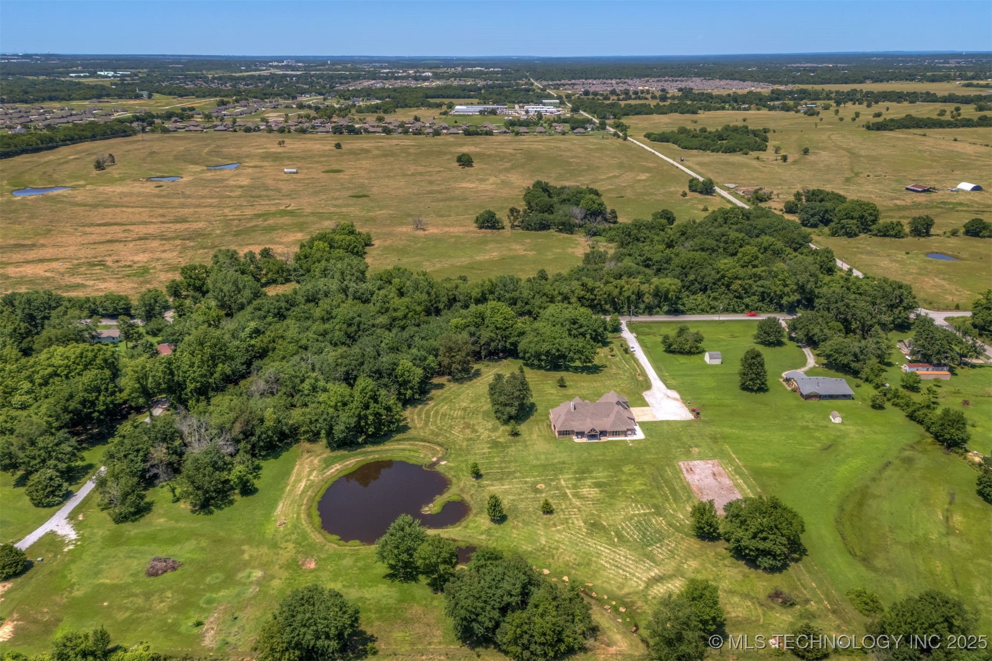 22322 E 121 Street S Property Photo 73