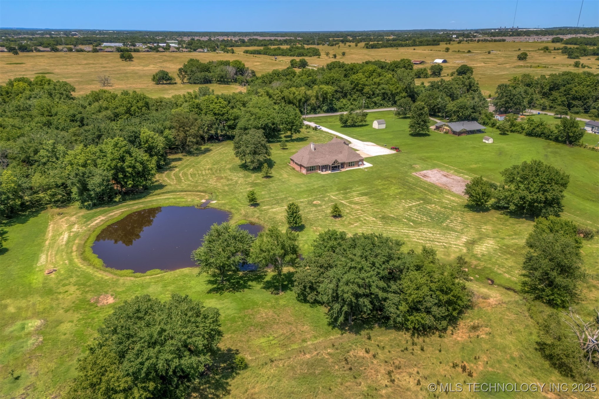 22322 E 121 Street S Property Photo 76