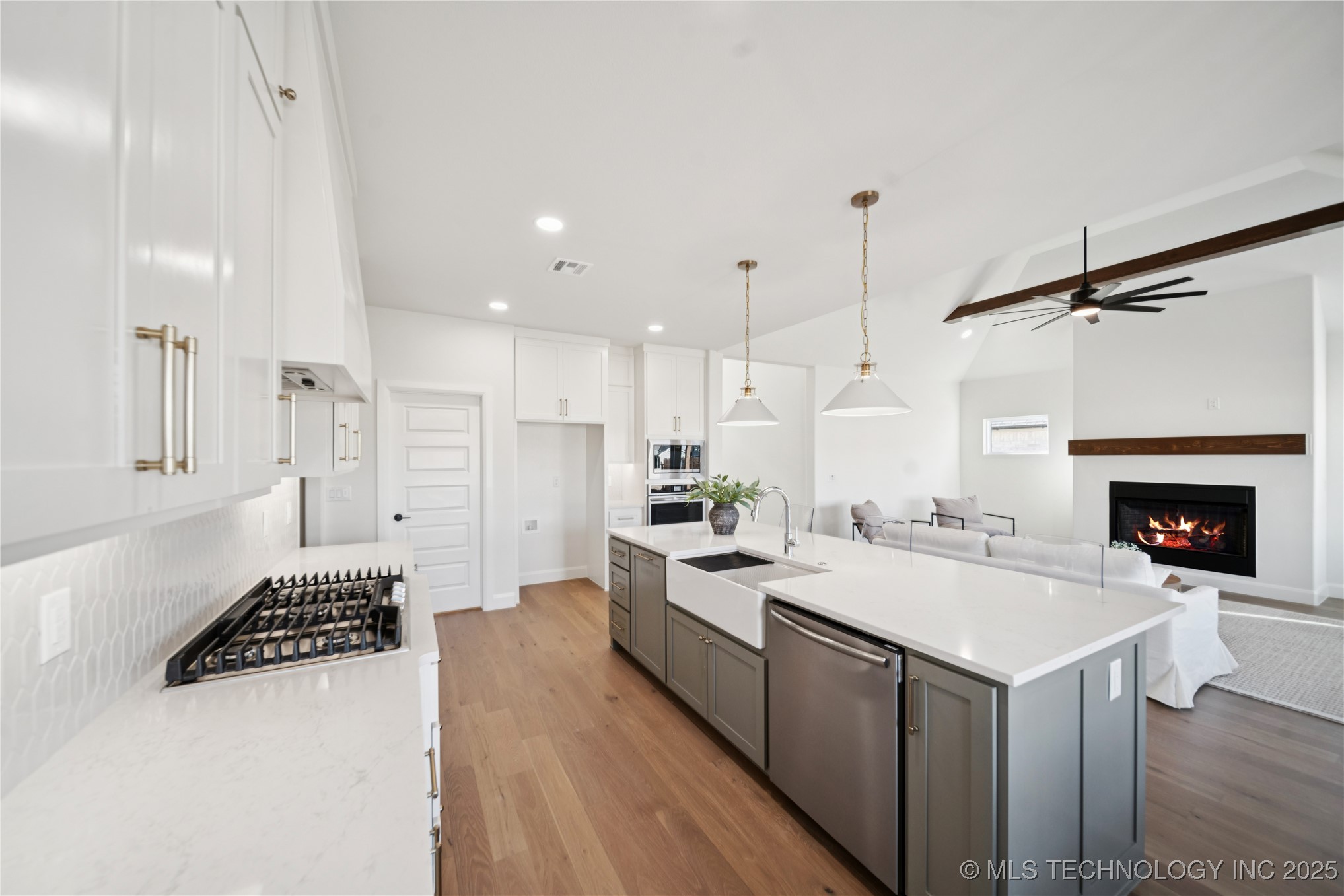 22925 E 107th Street S Property Photo 16