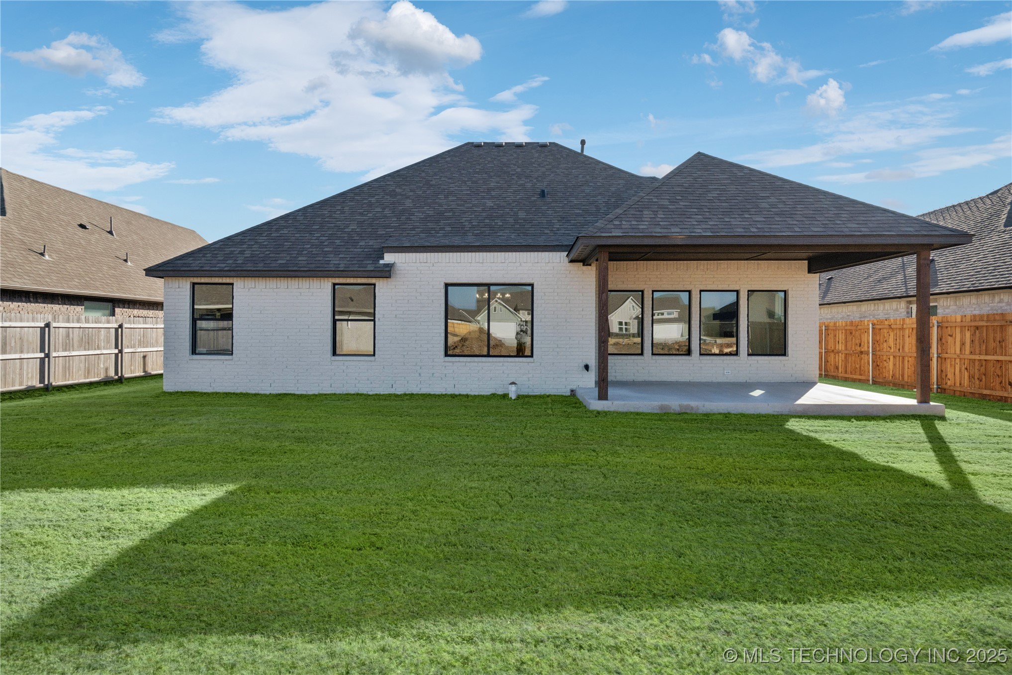 22925 E 107th Street S Property Photo 27