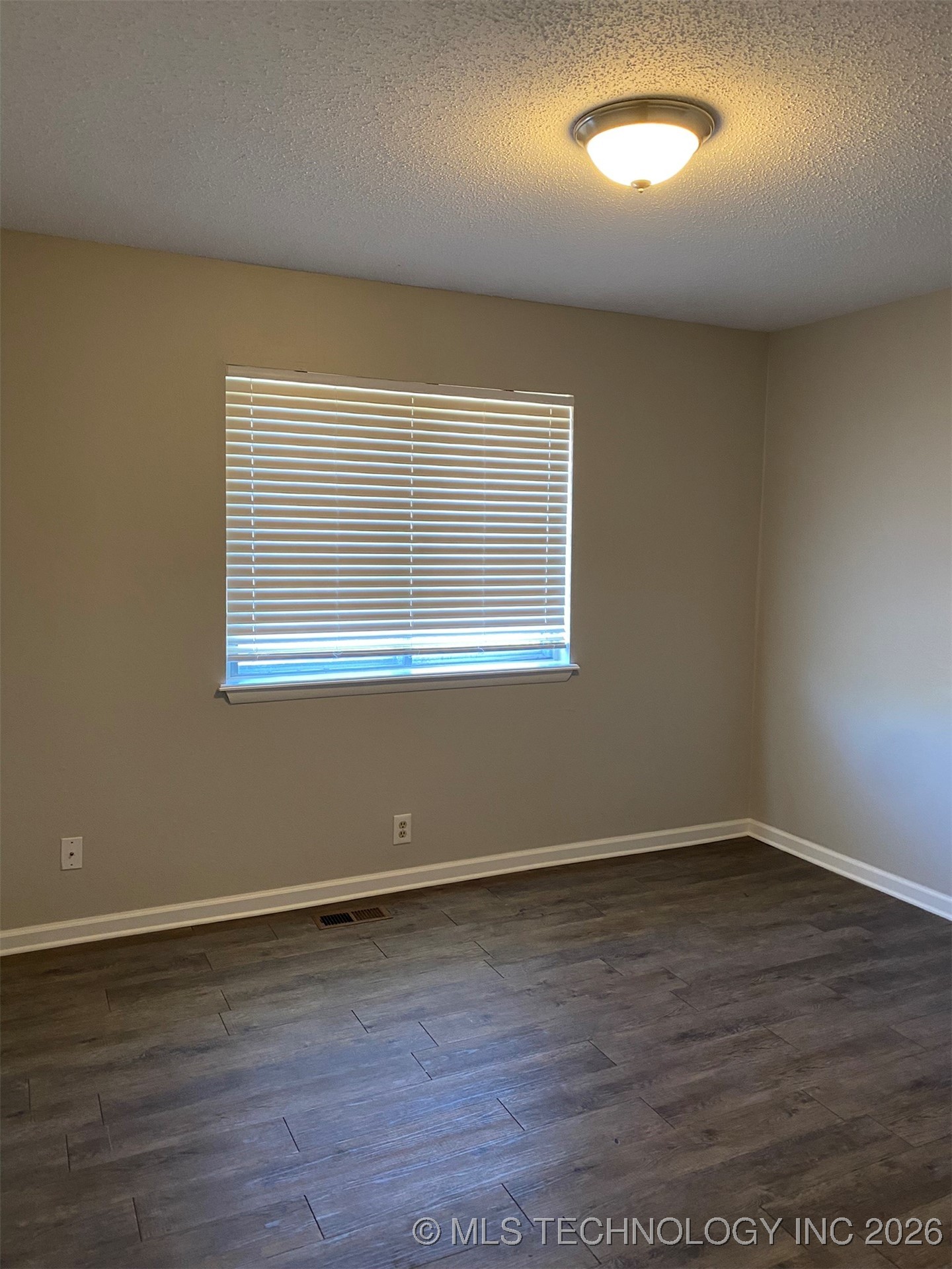 6347 S Madison Place Property Photo 12