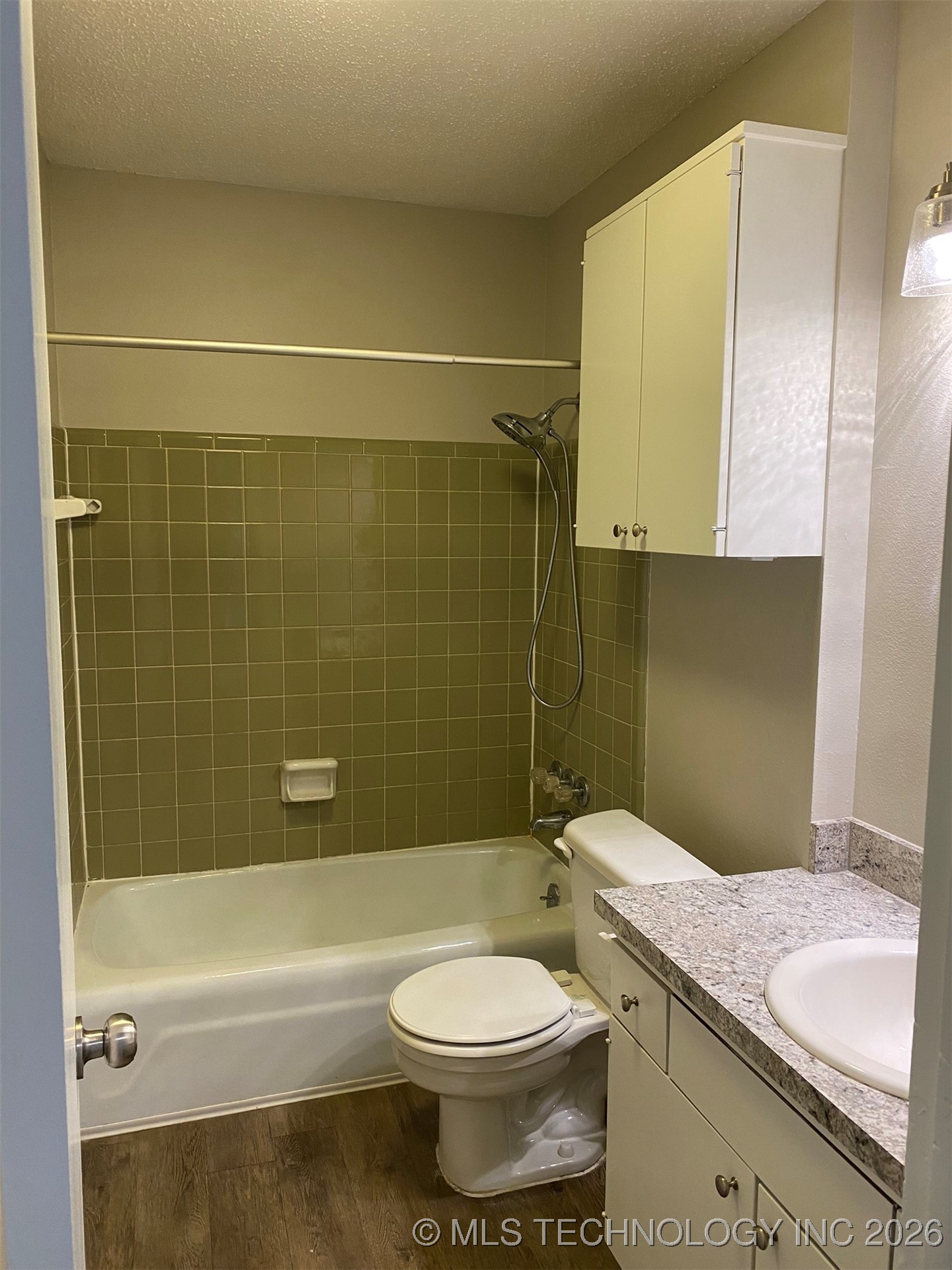 6347 S Madison Place Property Photo 13