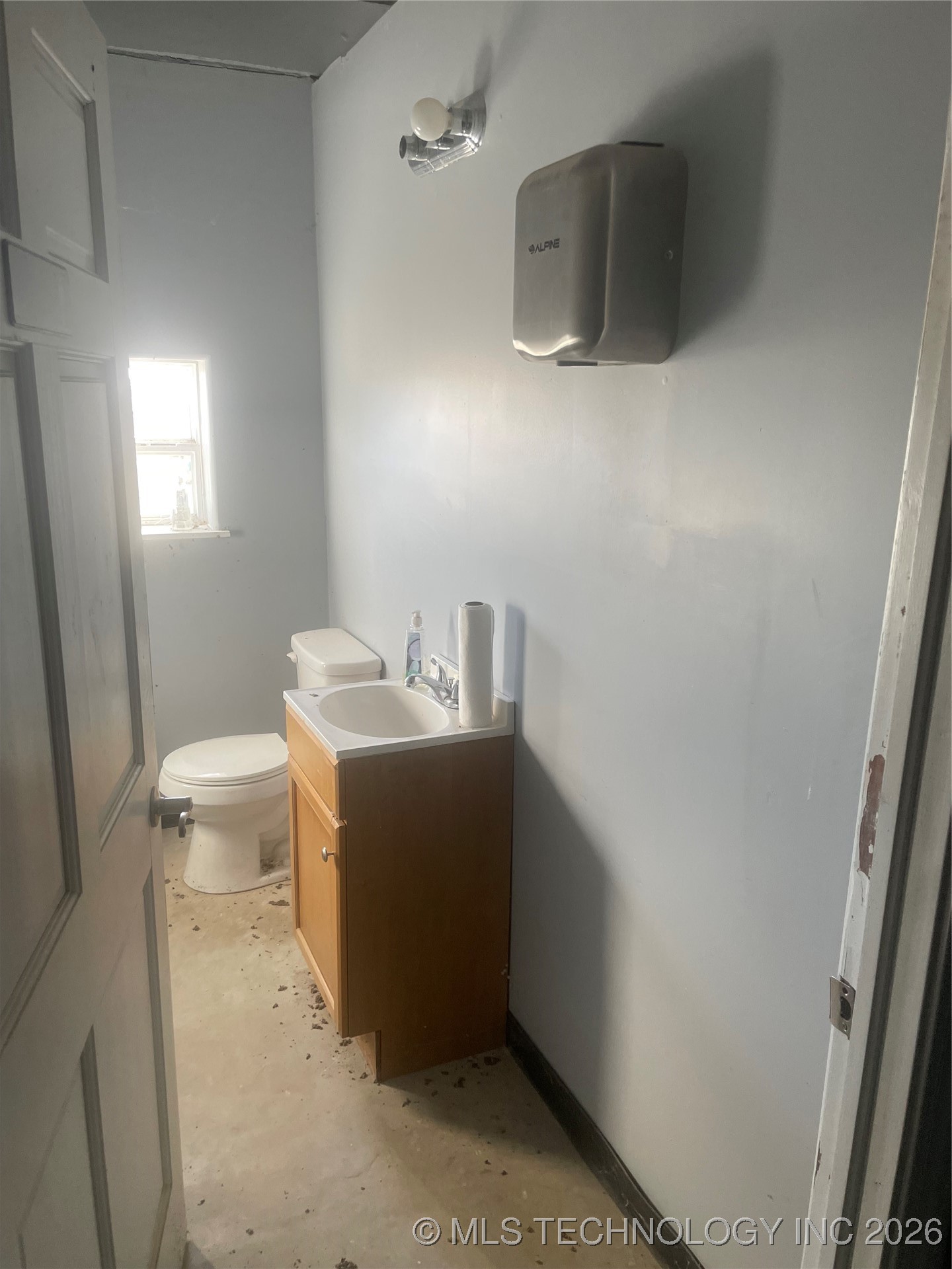 10190 S 426 Road Property Photo 5