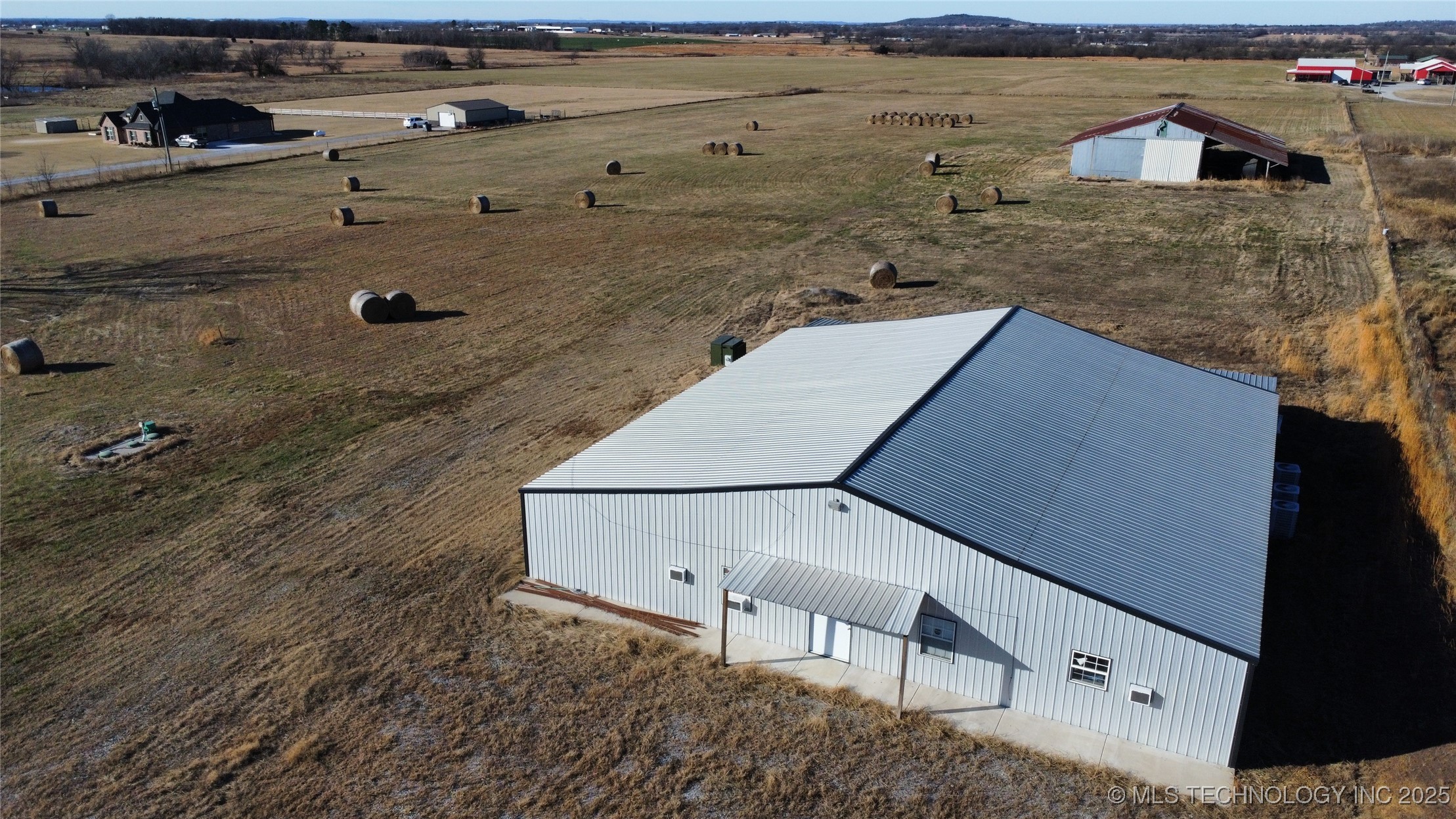 10190 S 426 Road Property Photo 10