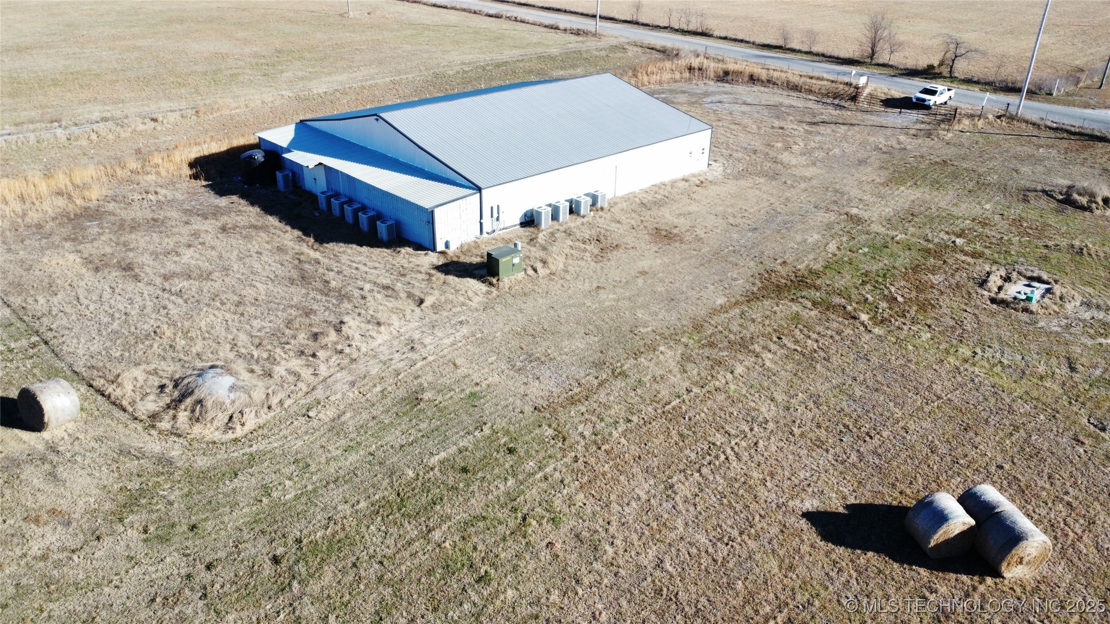 10190 S 426 Road Property Photo 15