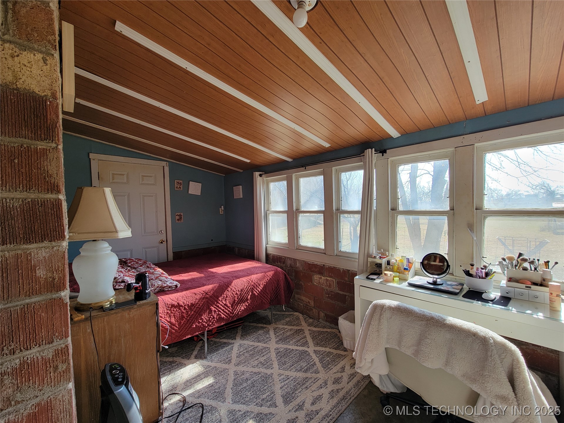 30479 State Highway 9 Property Photo 9