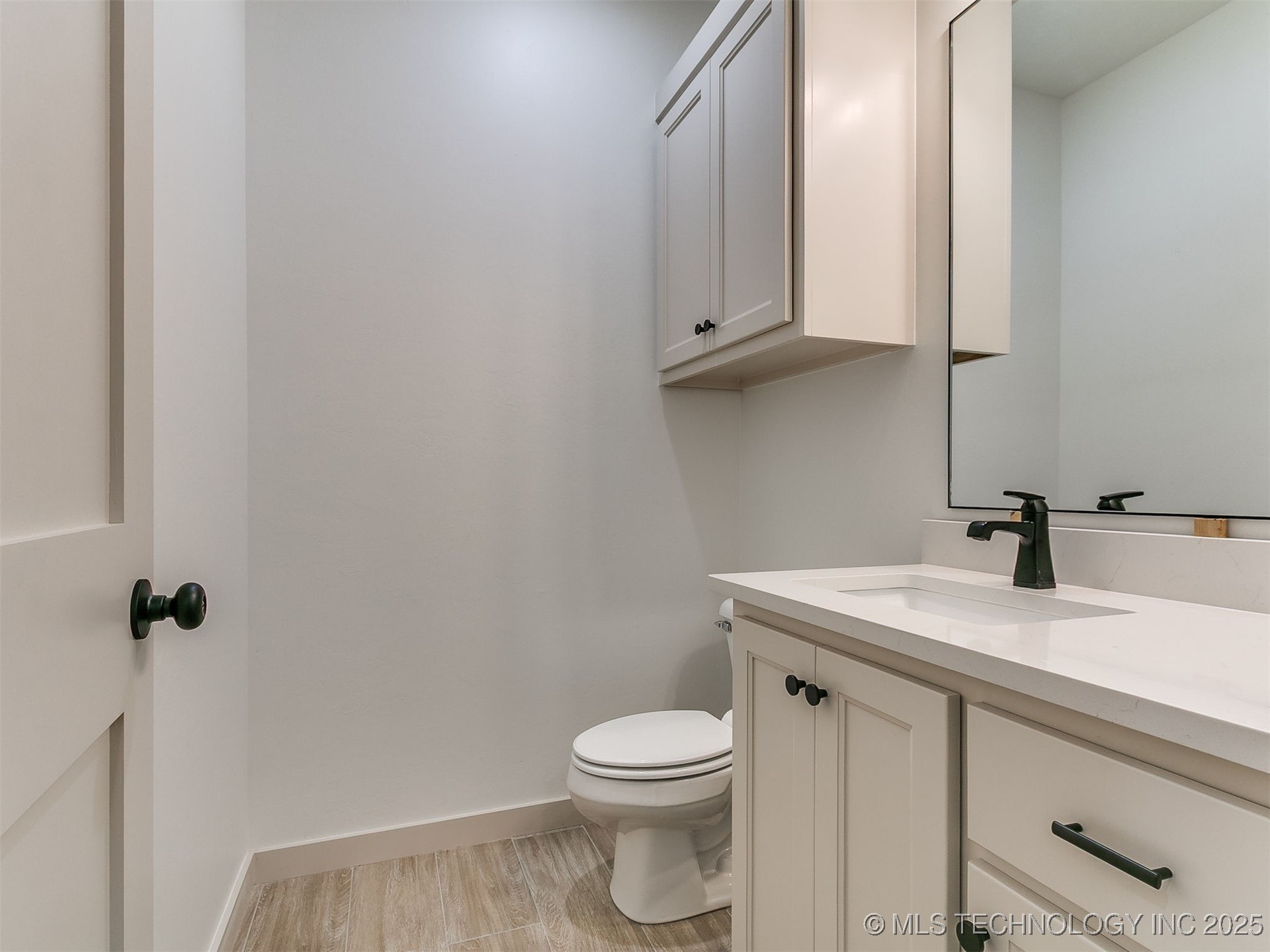 15919 Vernon Circle Property Photo 24