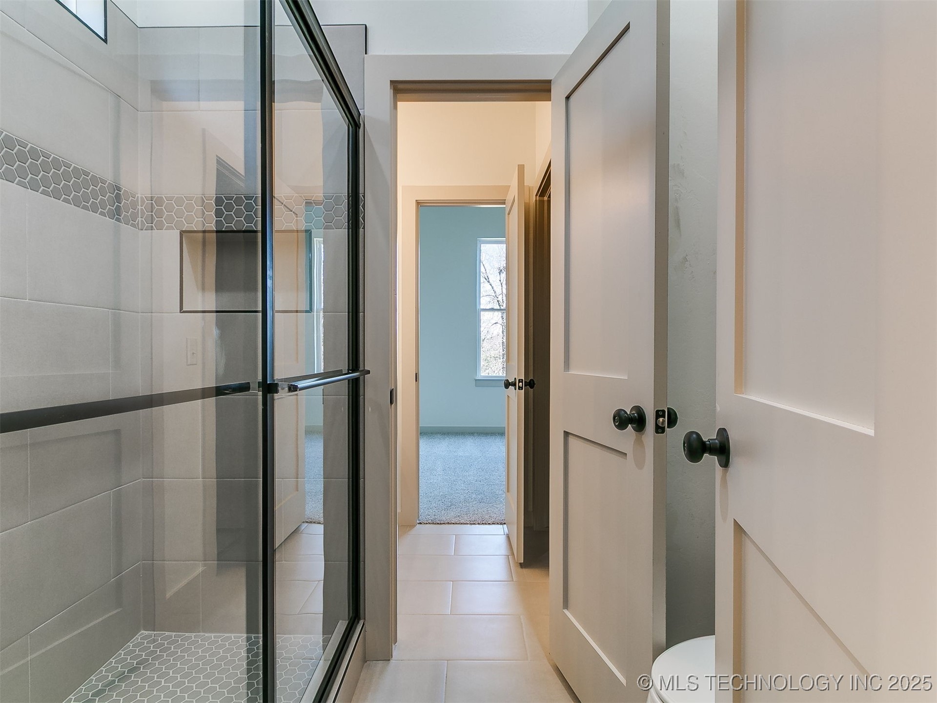 15919 Vernon Circle Property Photo 34