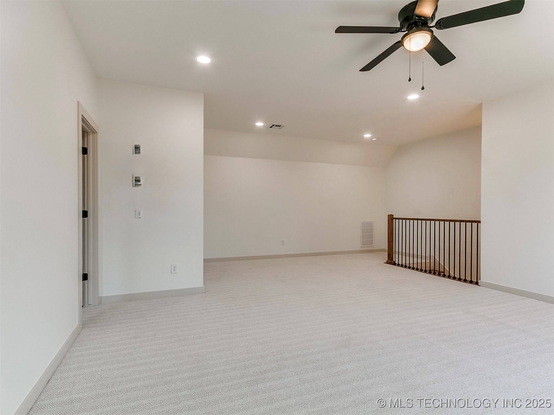 15919 Vernon Circle Property Photo 36