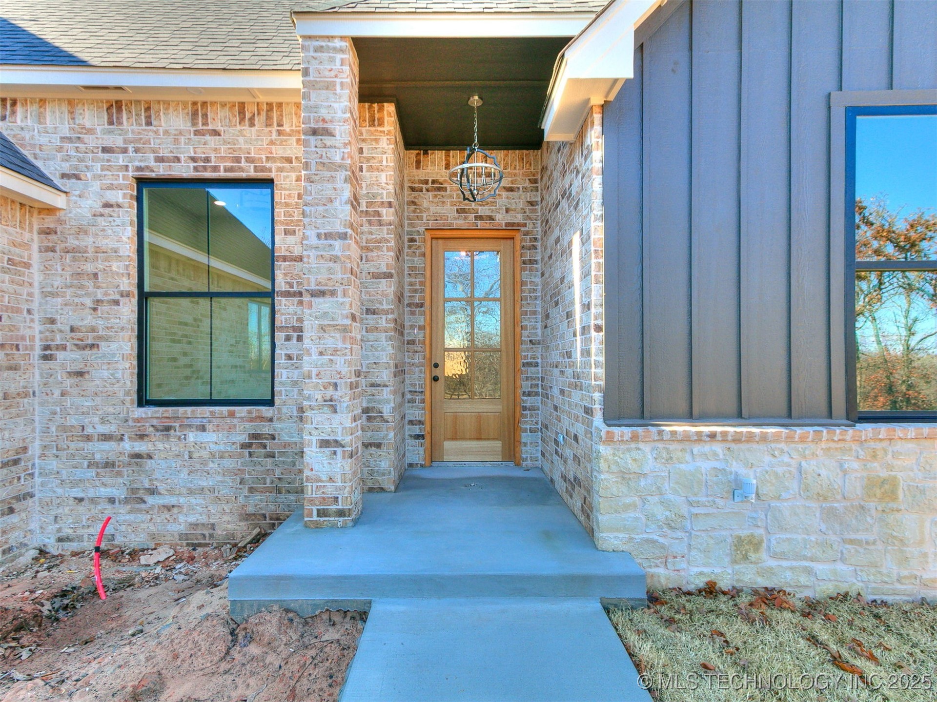 15919 Vernon Circle Property Photo 41