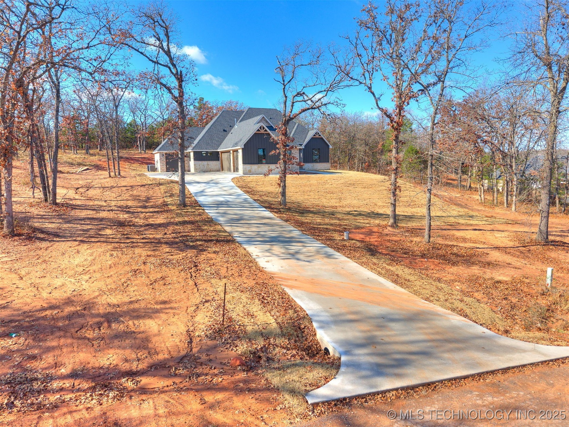 15919 Vernon Circle Property Photo 42