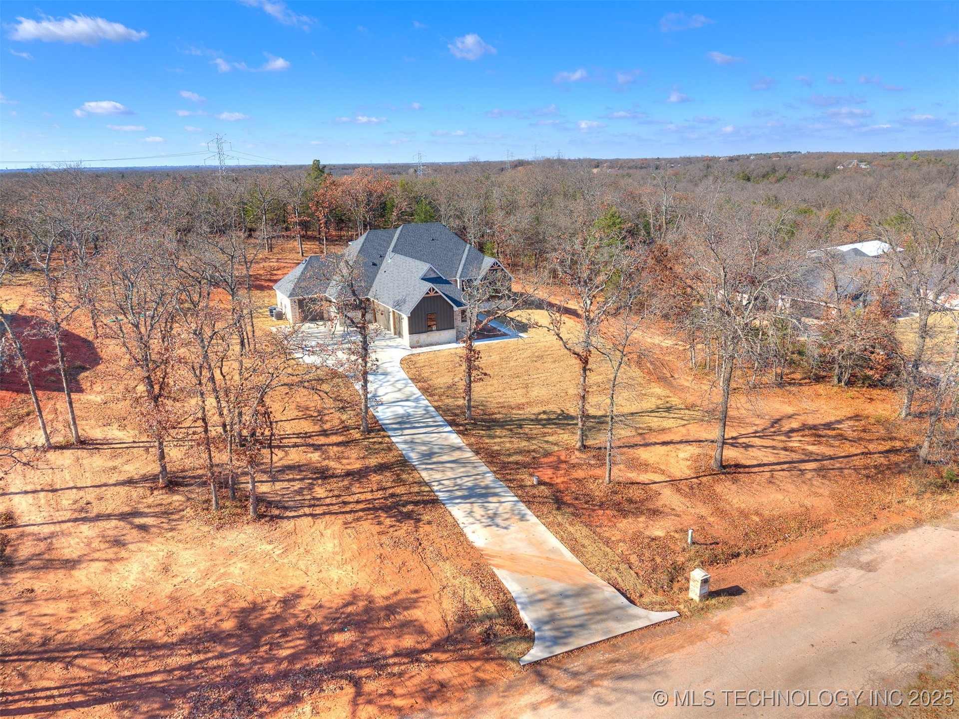 15919 Vernon Circle Property Photo 48