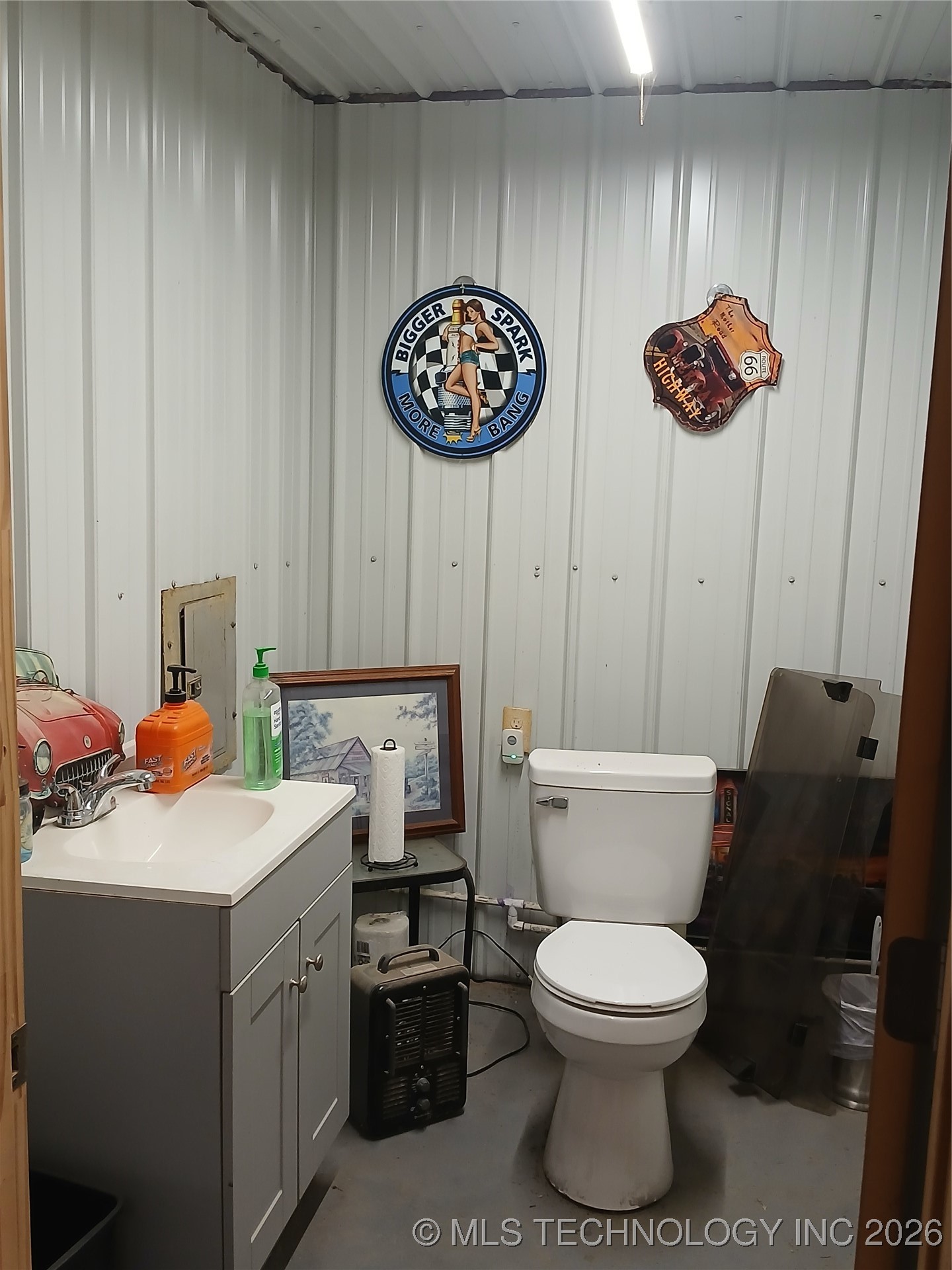 417558 Bridgeport Road Property Photo 44