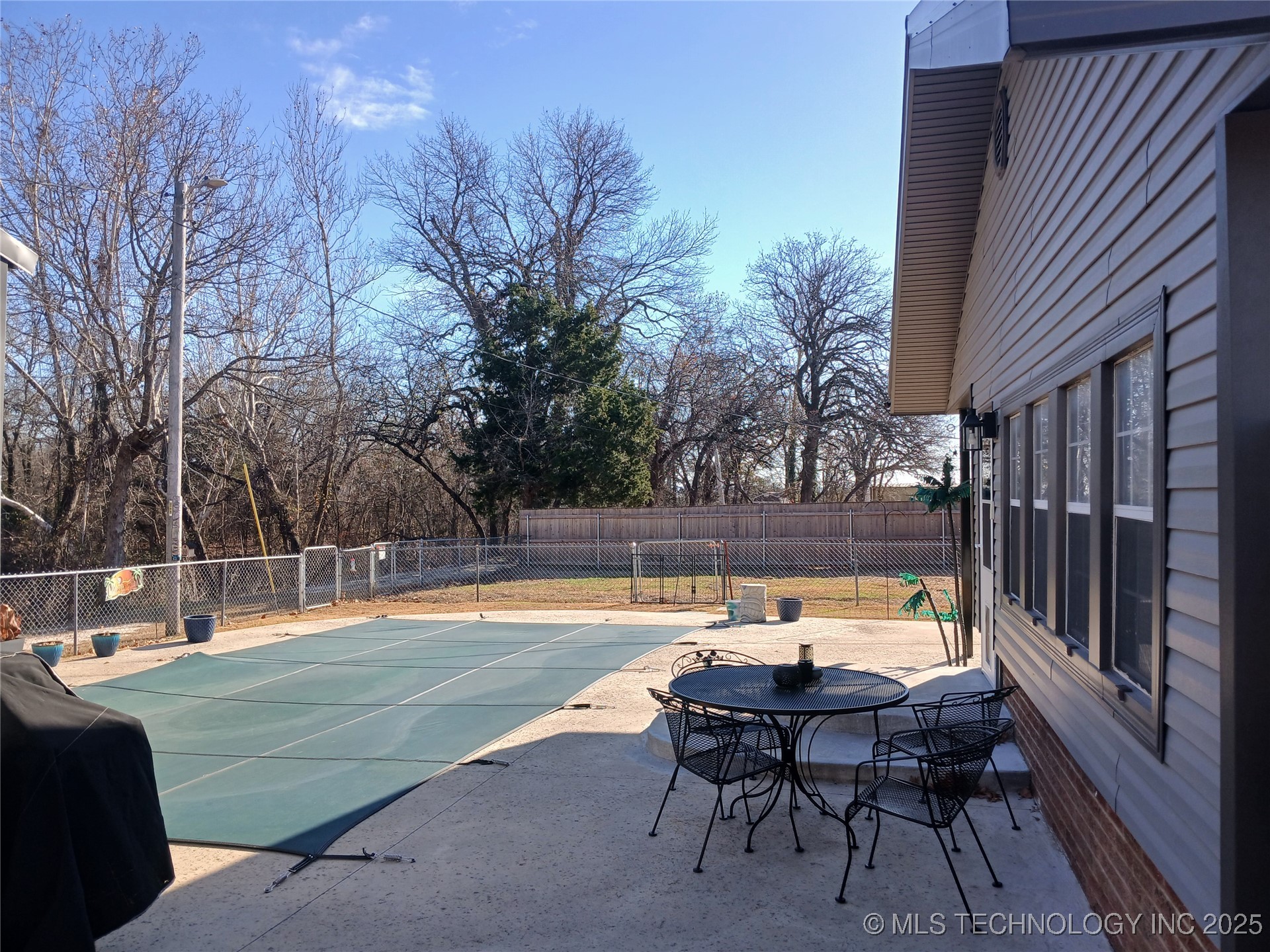 417558 Bridgeport Road Property Photo 49