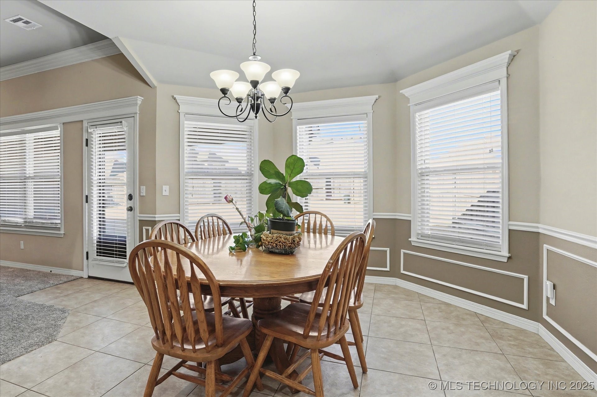 12113 E 69th Street N Property Photo 19