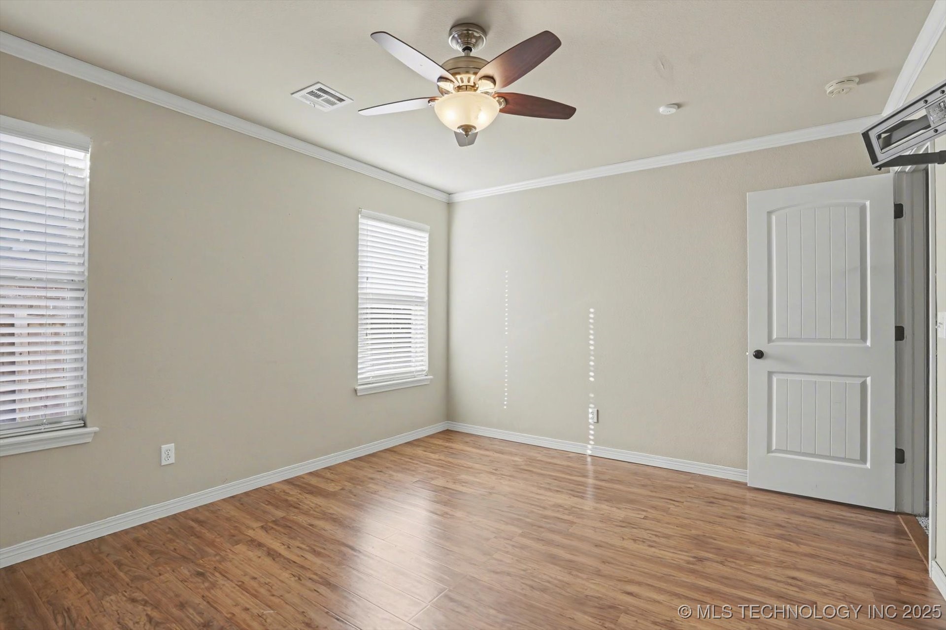 12113 E 69th Street N Property Photo 33