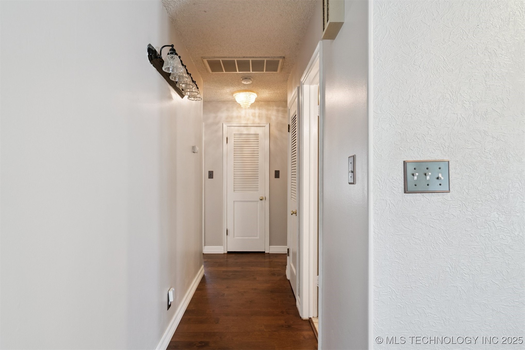 7058 E 52 Place Property Photo 11