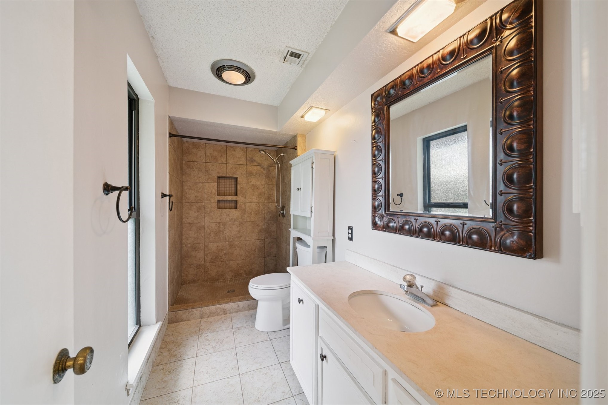 7058 E 52 Place Property Photo 23