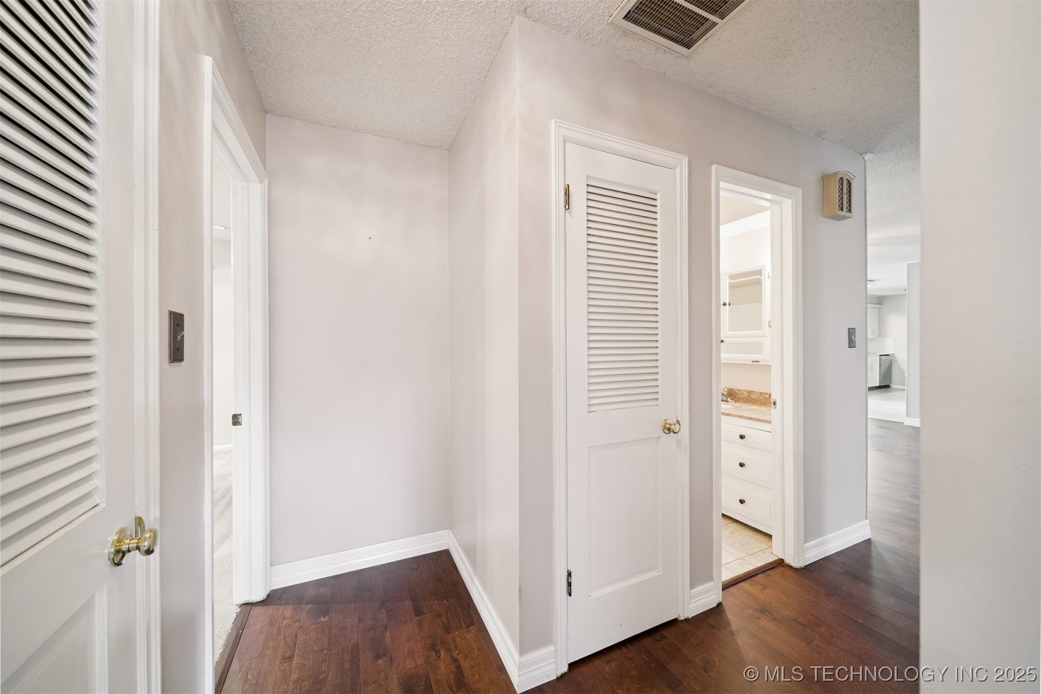 7058 E 52 Place Property Photo 26