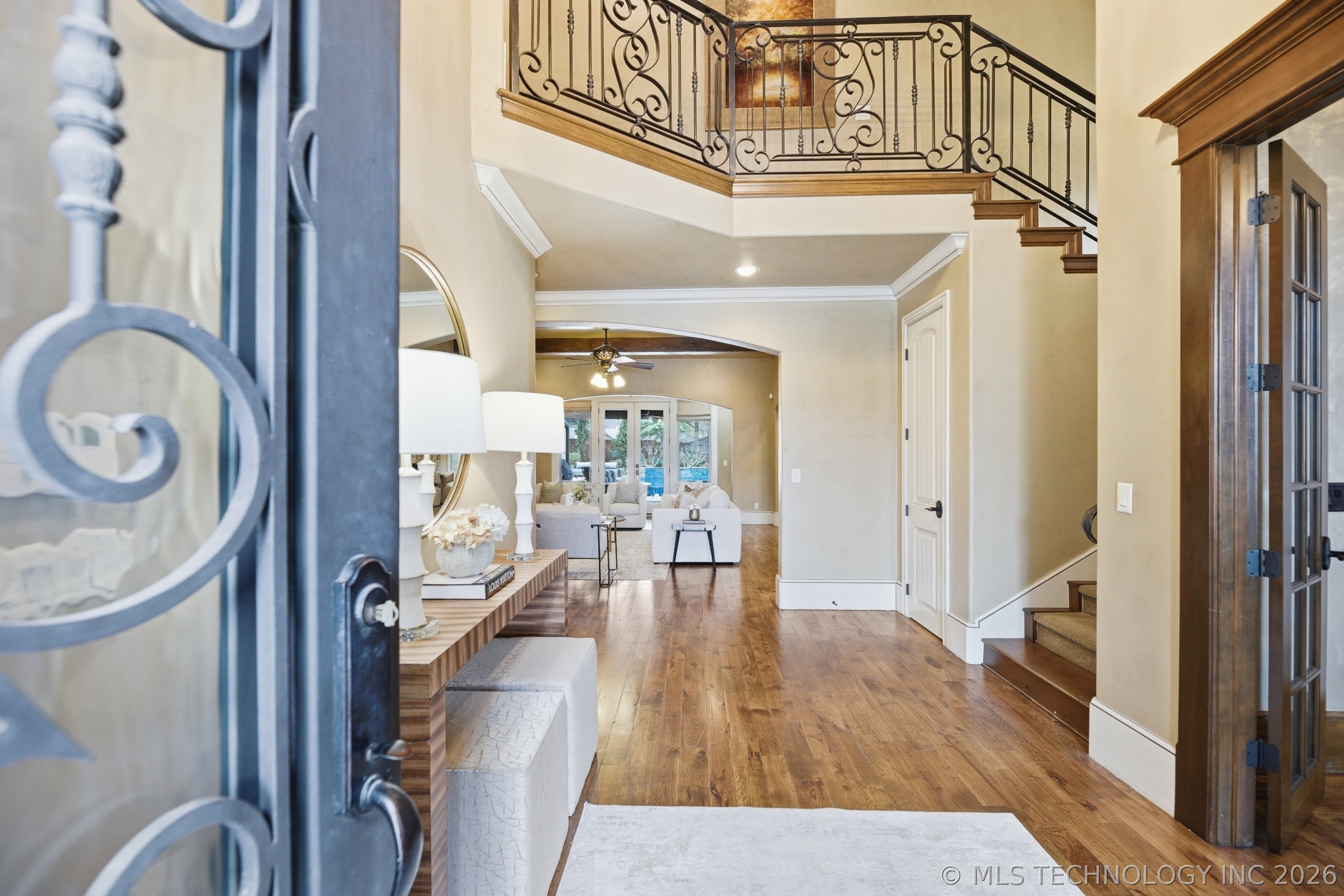 8010 S Guthrie Court Property Photo 3