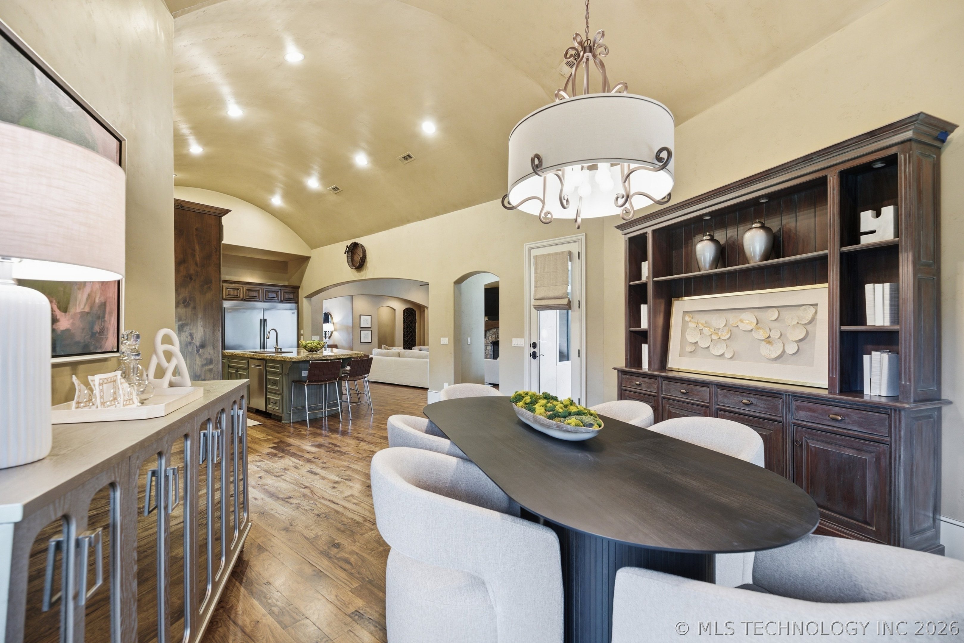 8010 S Guthrie Court Property Photo 16