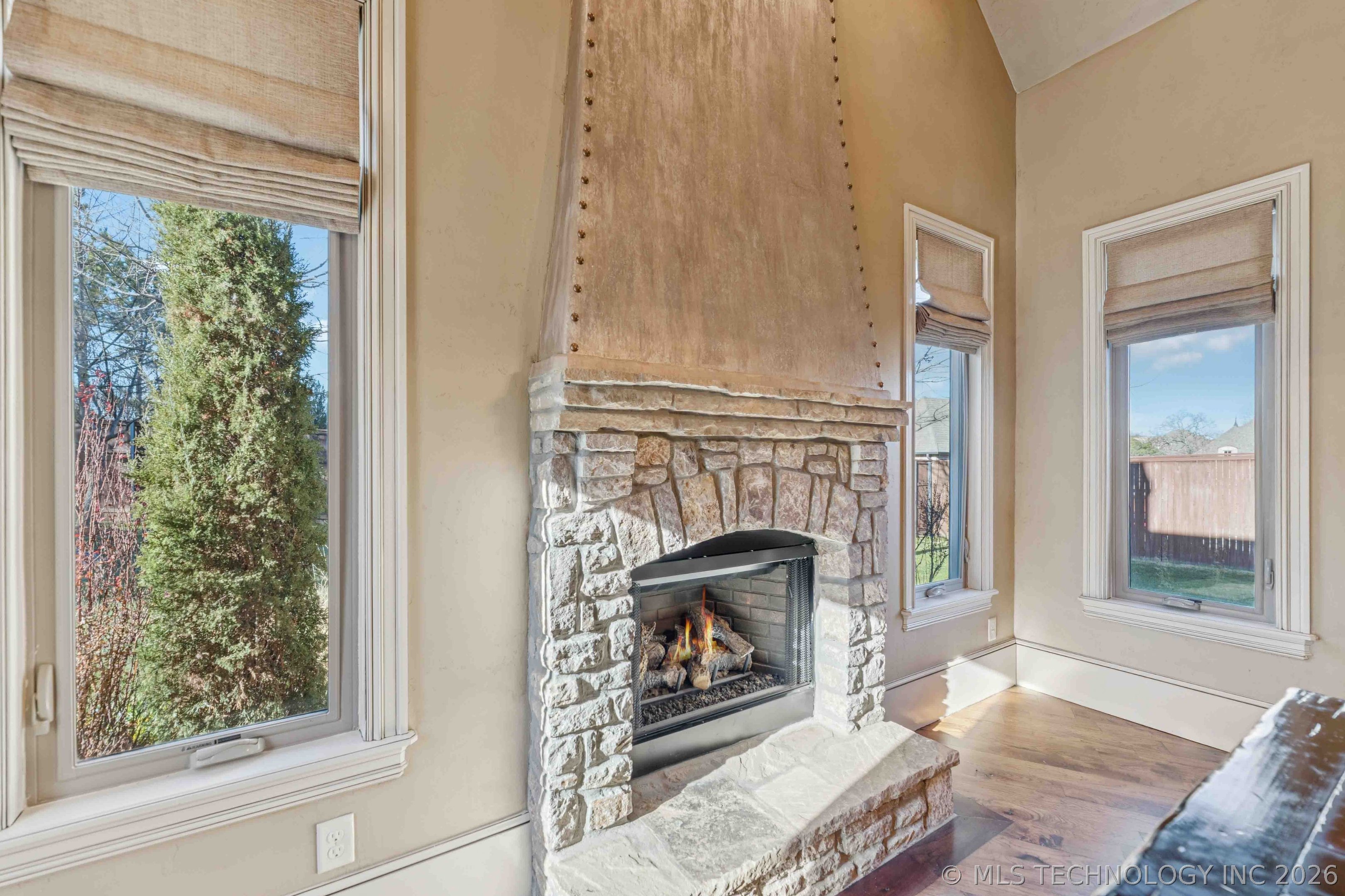 8010 S Guthrie Court Property Photo 17