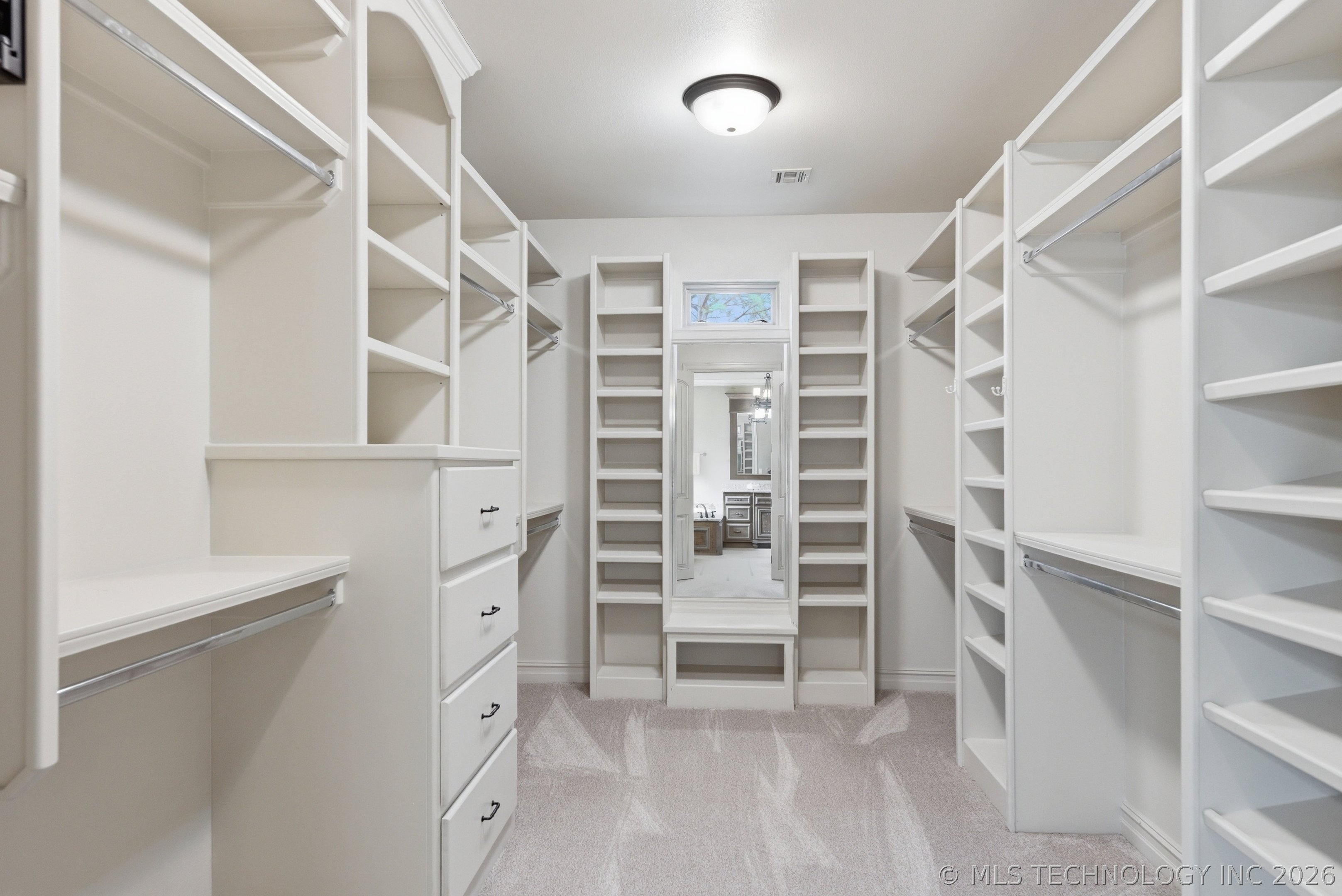 8010 S Guthrie Court Property Photo 29