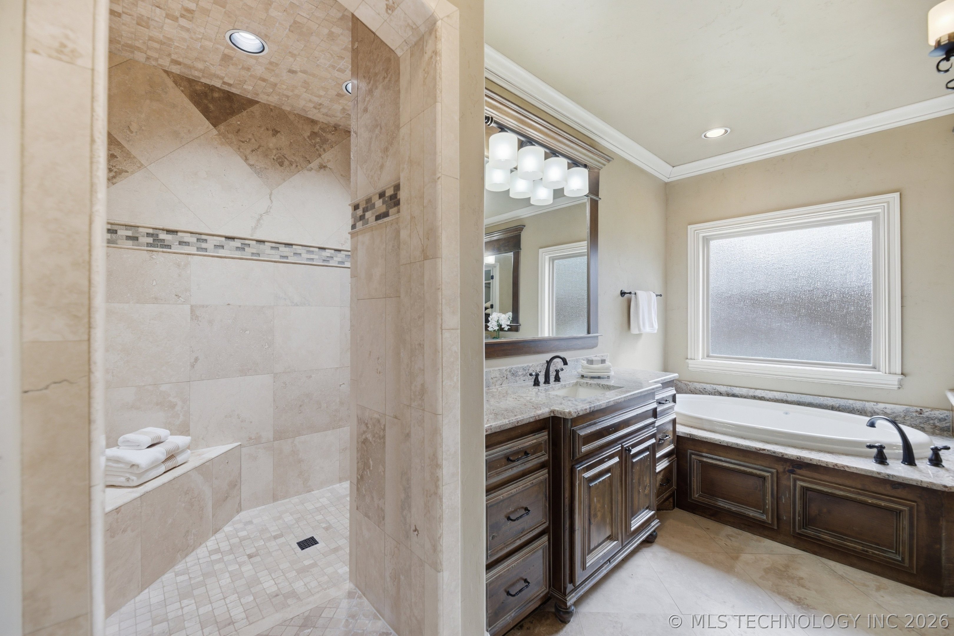 8010 S Guthrie Court Property Photo 31