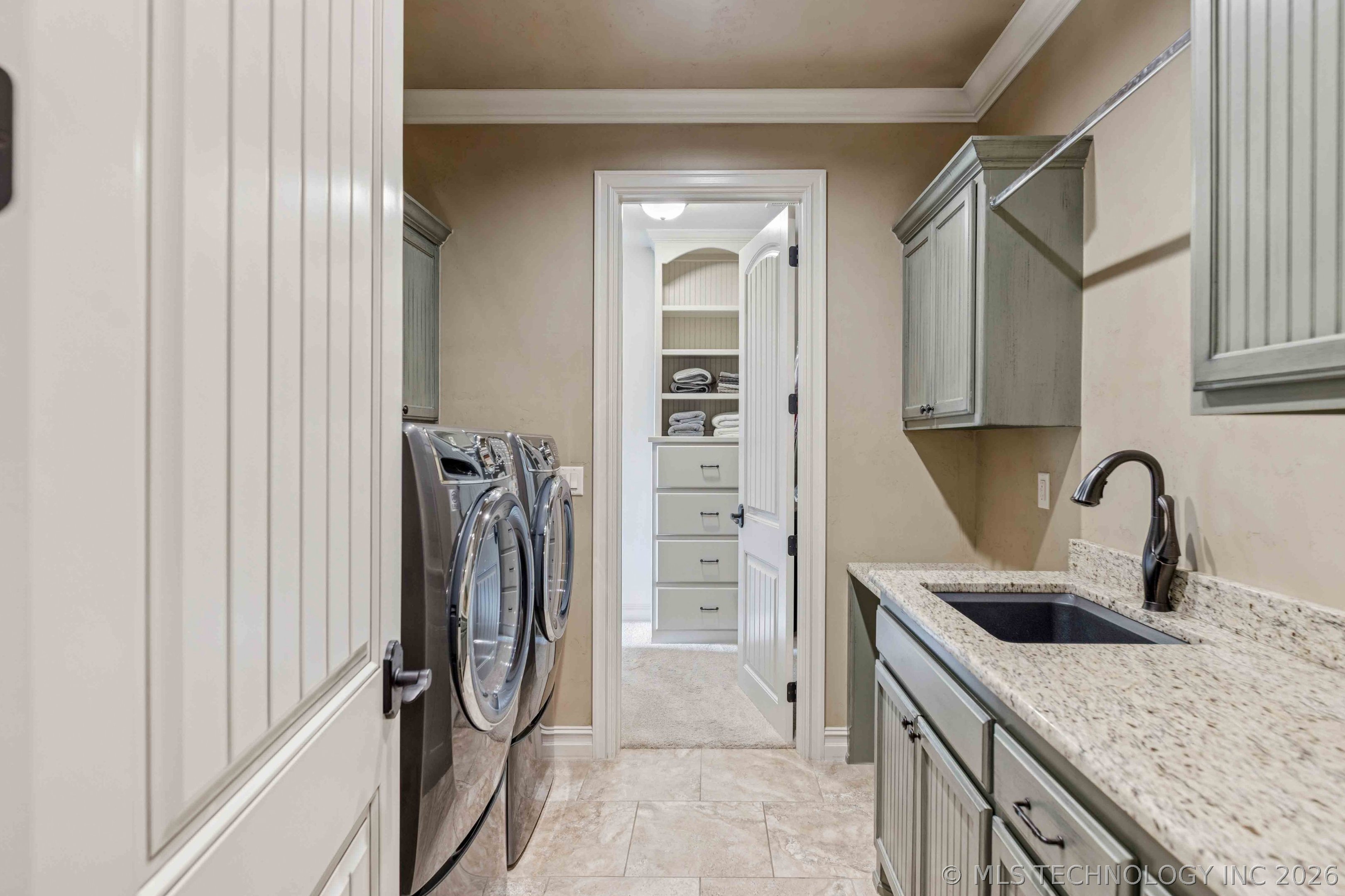 8010 S Guthrie Court Property Photo 33