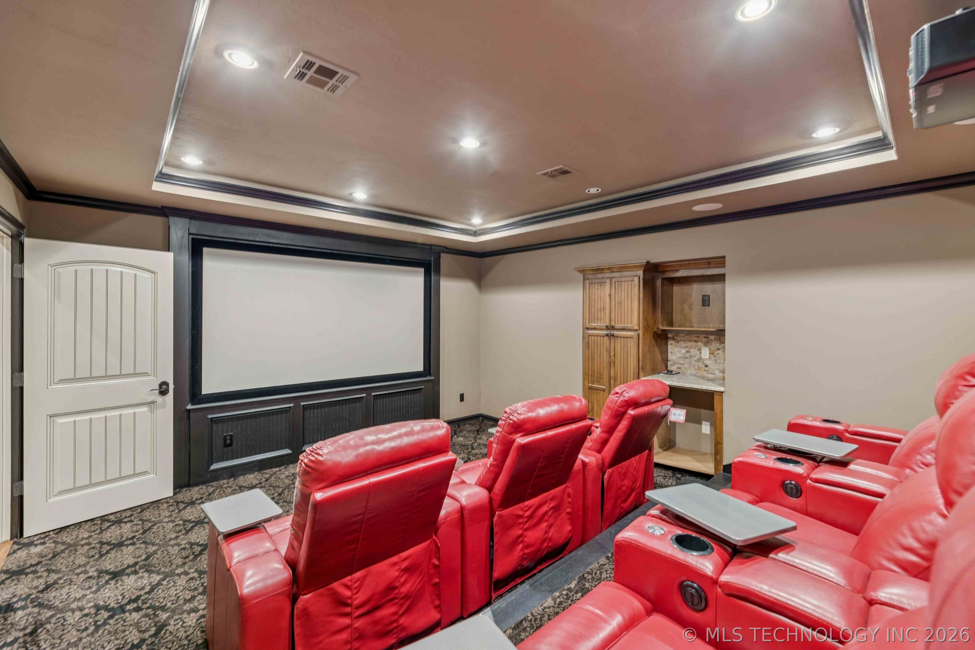 8010 S Guthrie Court Property Photo 38