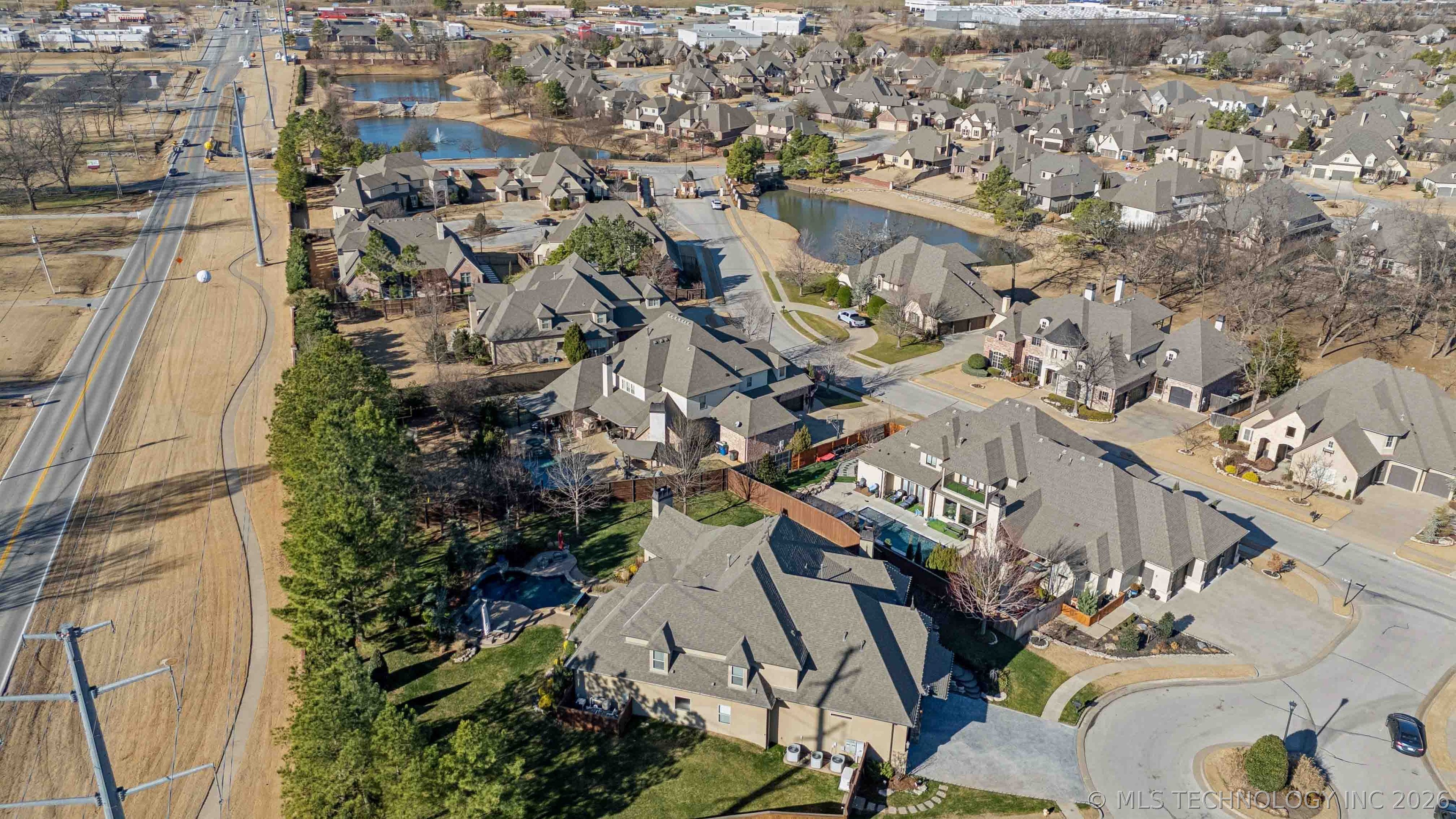 8010 S Guthrie Court Property Photo 58