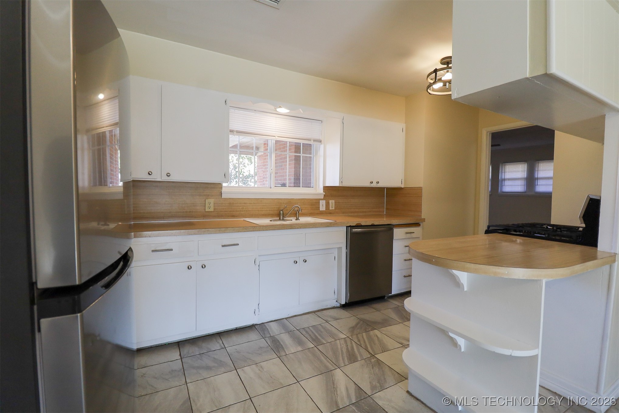 7470 E 29th Street Property Photo 8