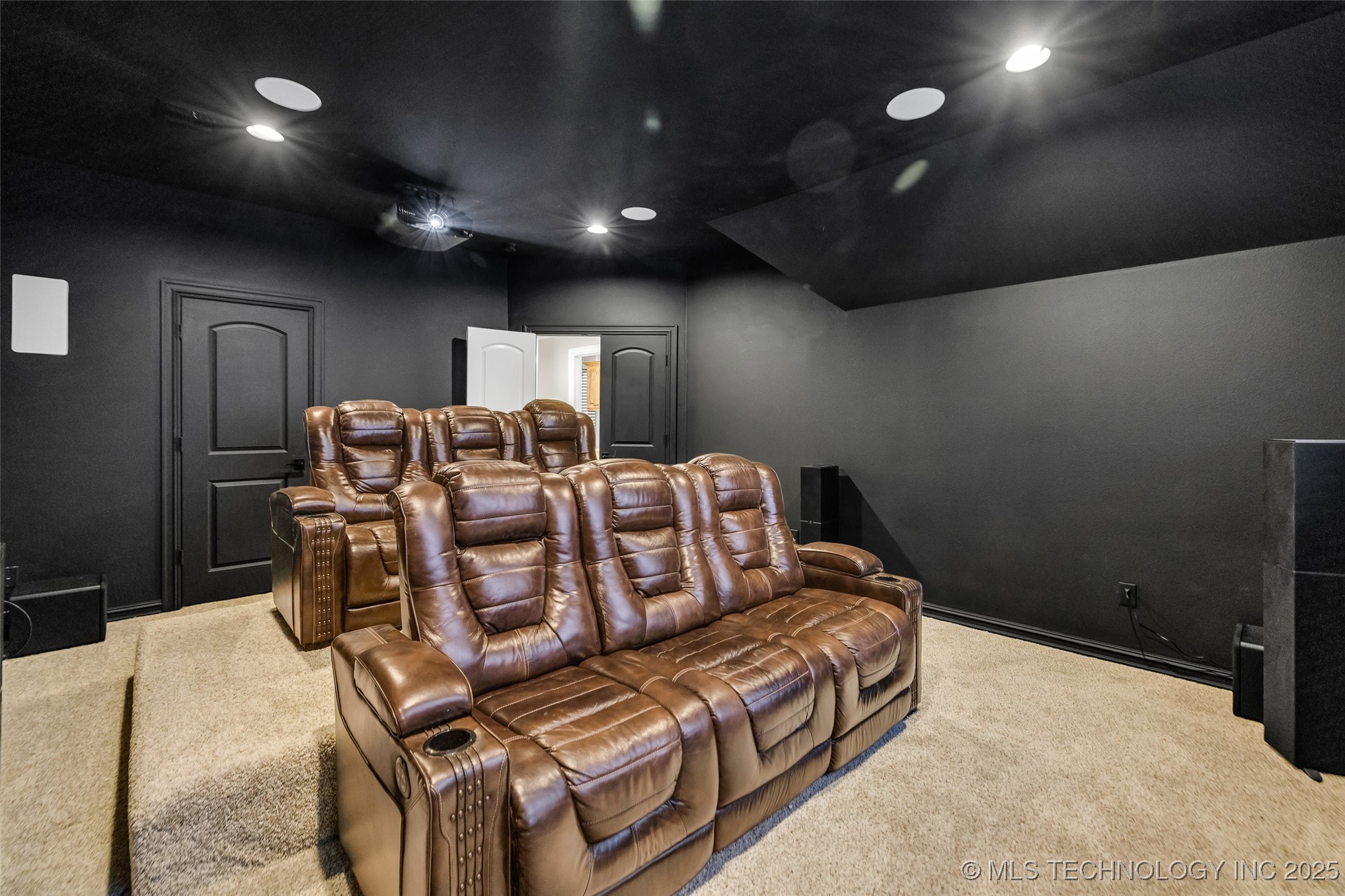 6108 E 95th Street North Property Photo 4