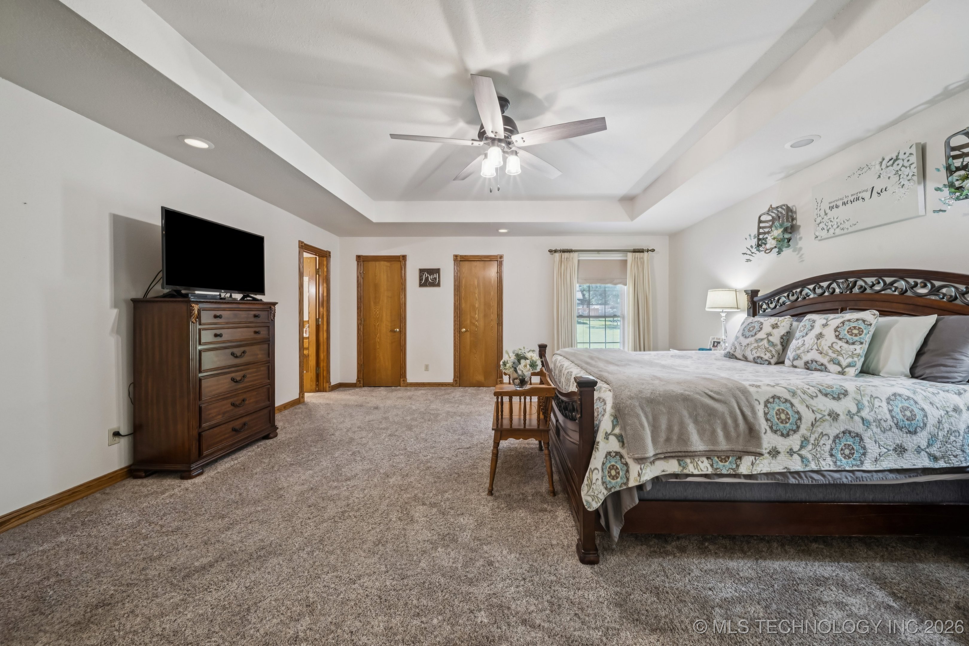 2207 Fieldstone Court Property Photo 18