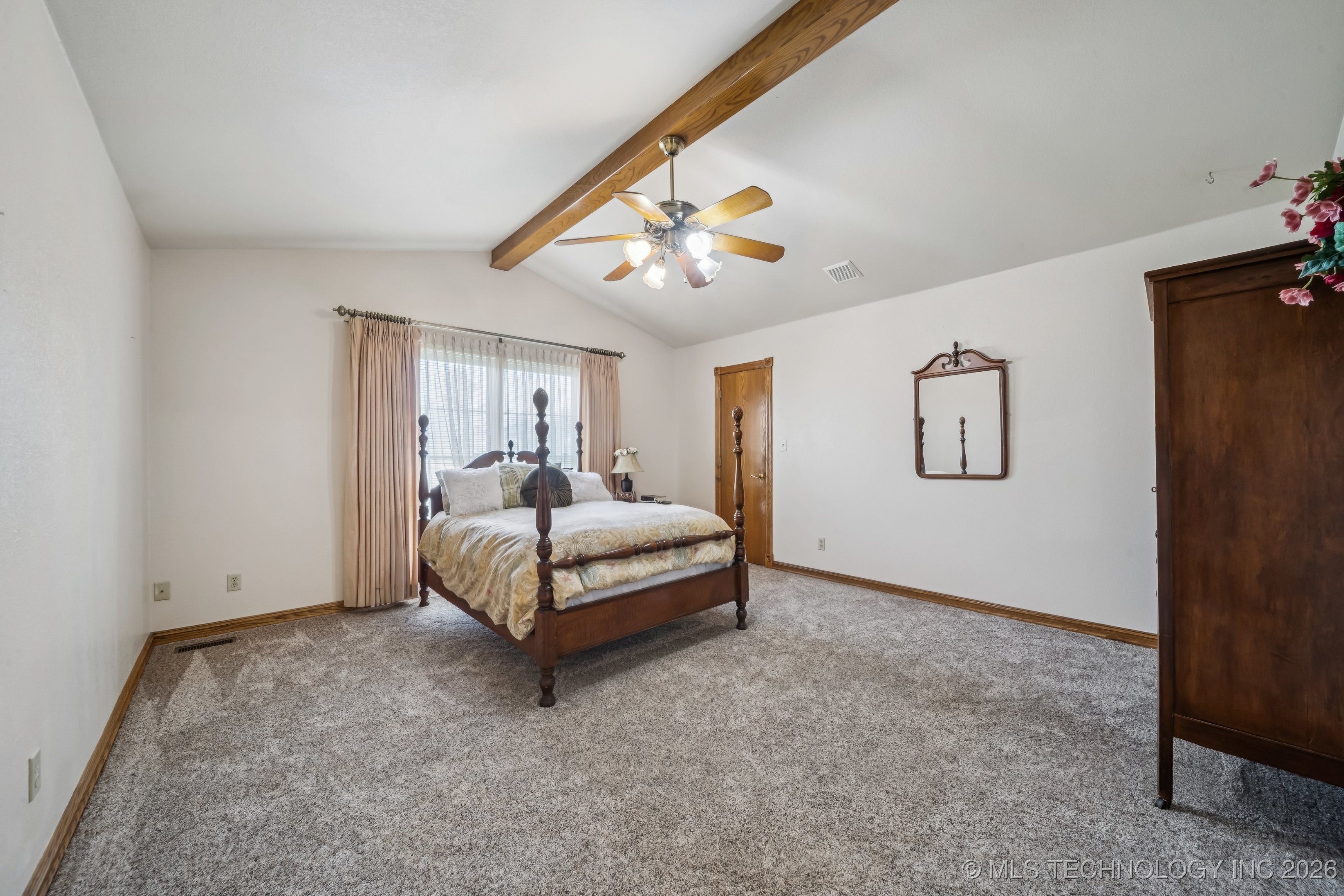 2207 Fieldstone Court Property Photo 22