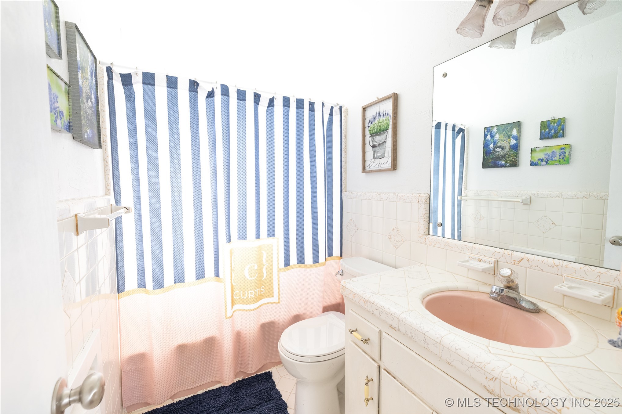 817 Charles Property Photo 6