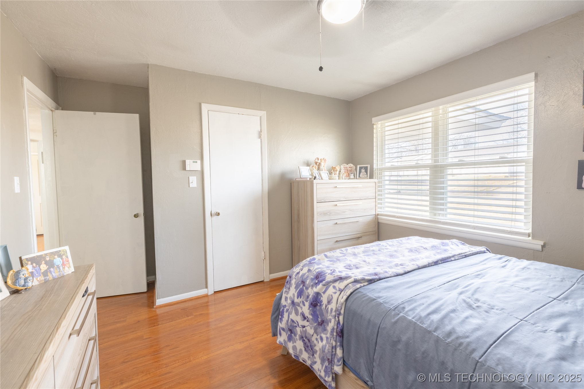 817 Charles Property Photo 8