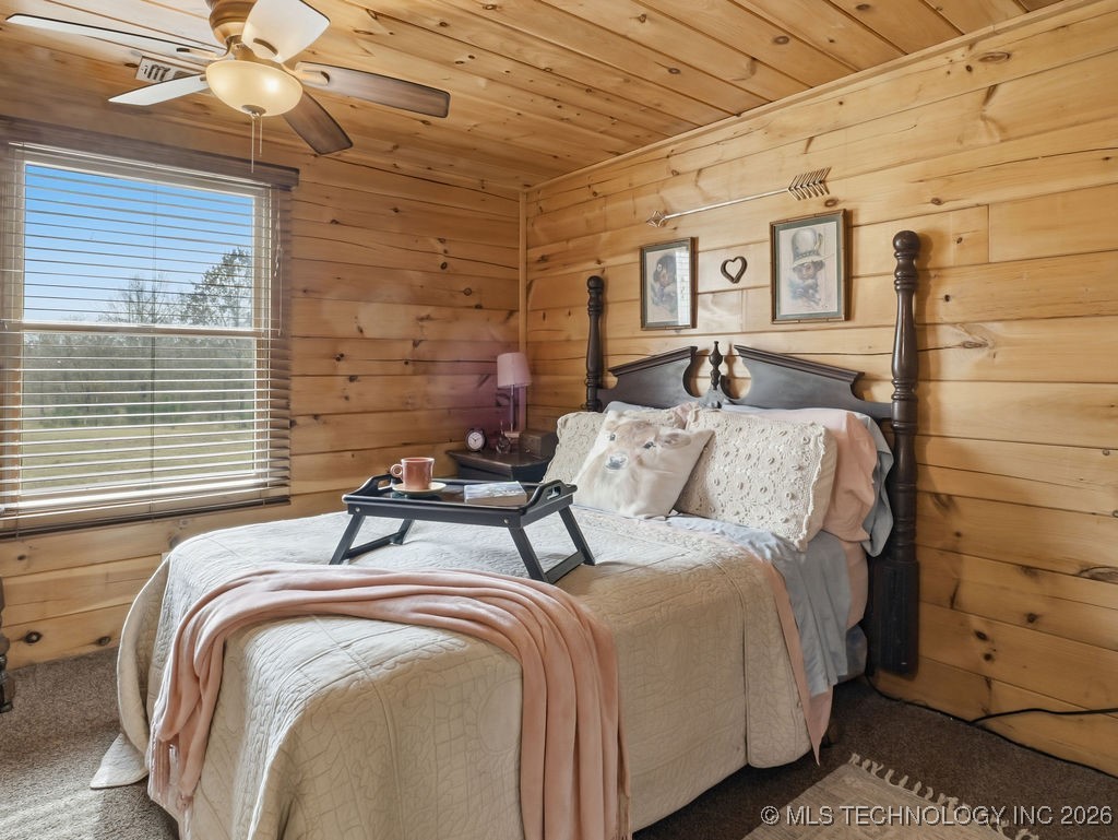 1676 W Folsom Property Photo 17