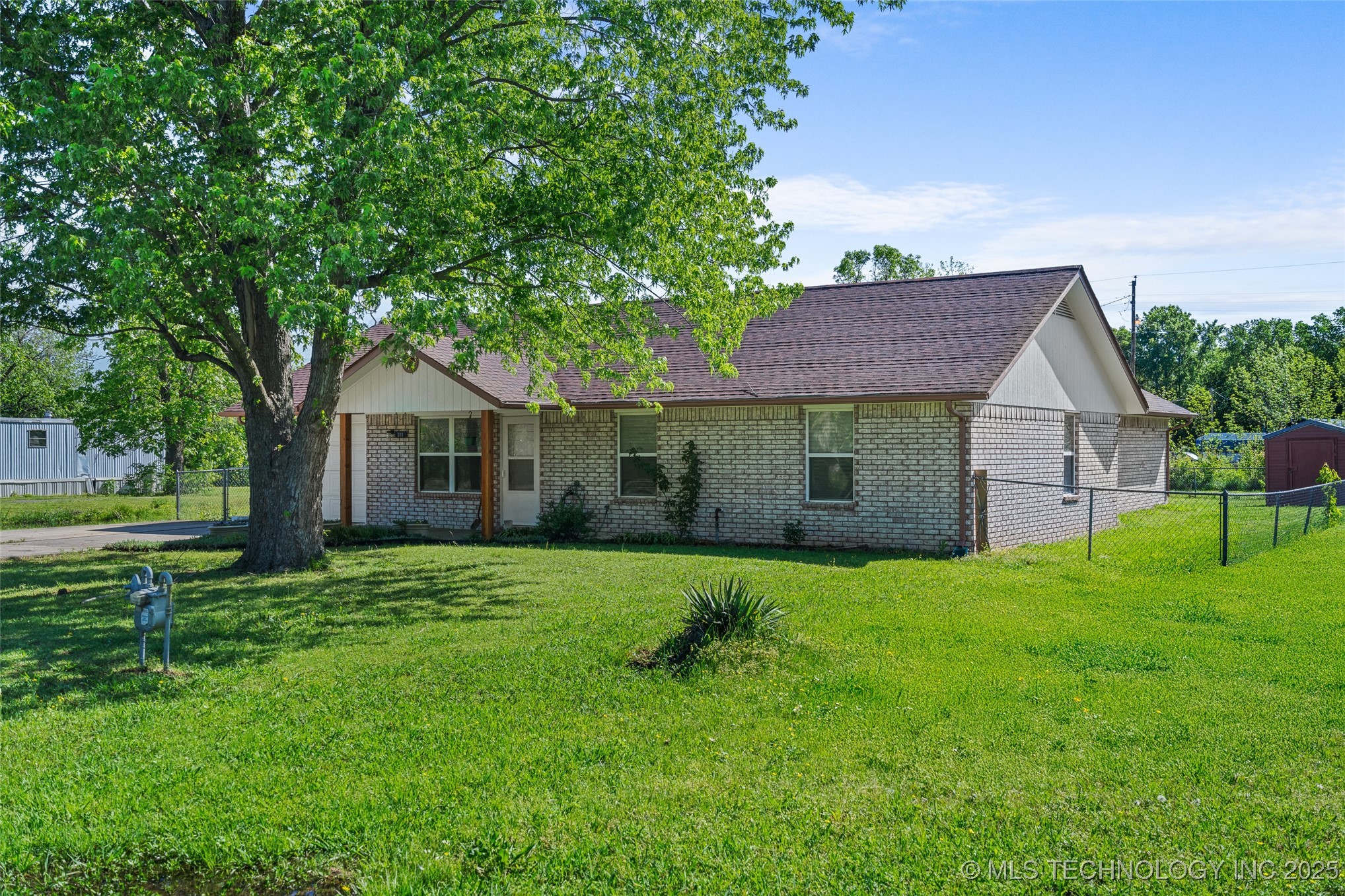 311 N 1st Street Property Photo 5