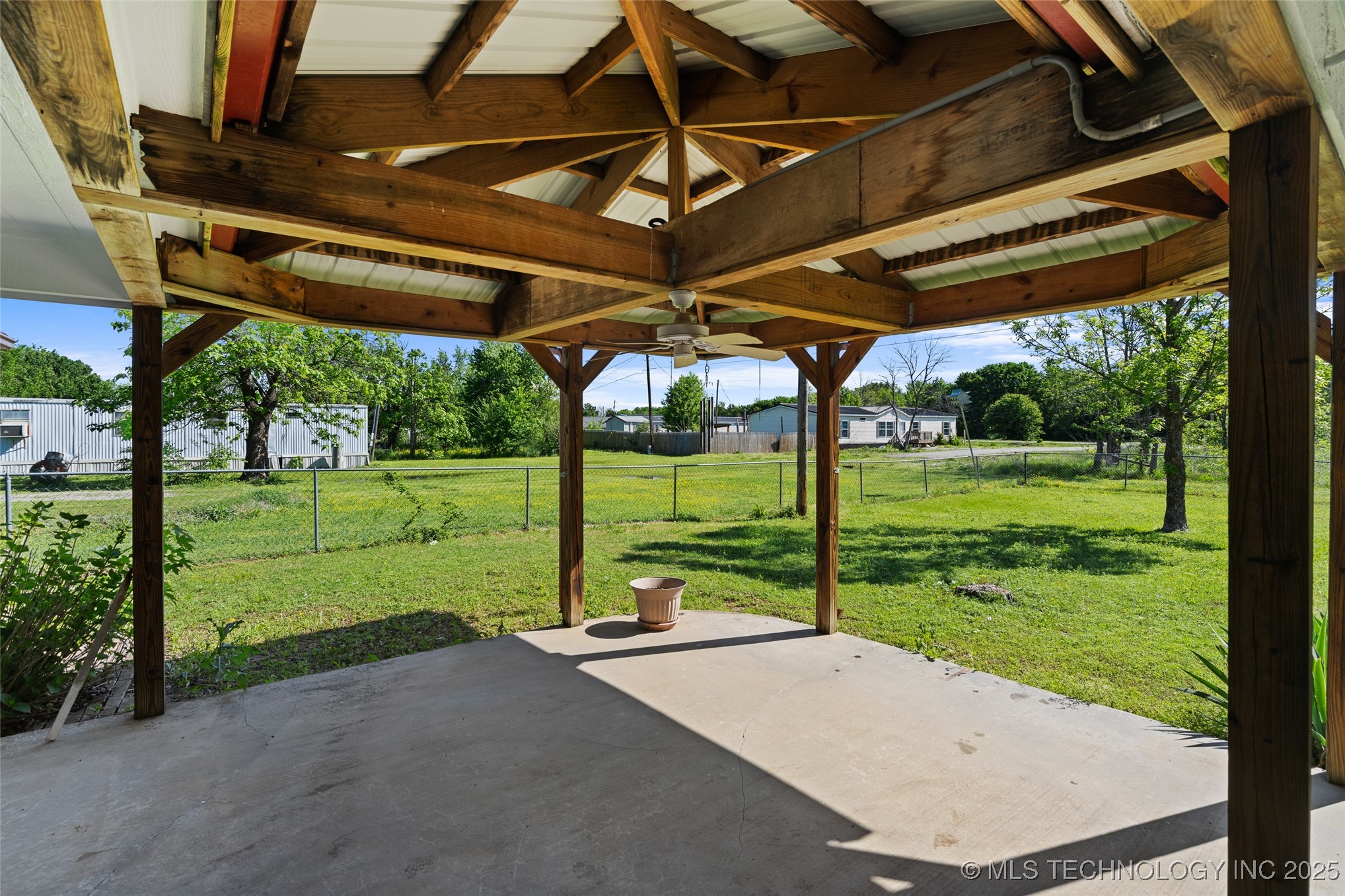 311 N 1st Street Property Photo 8