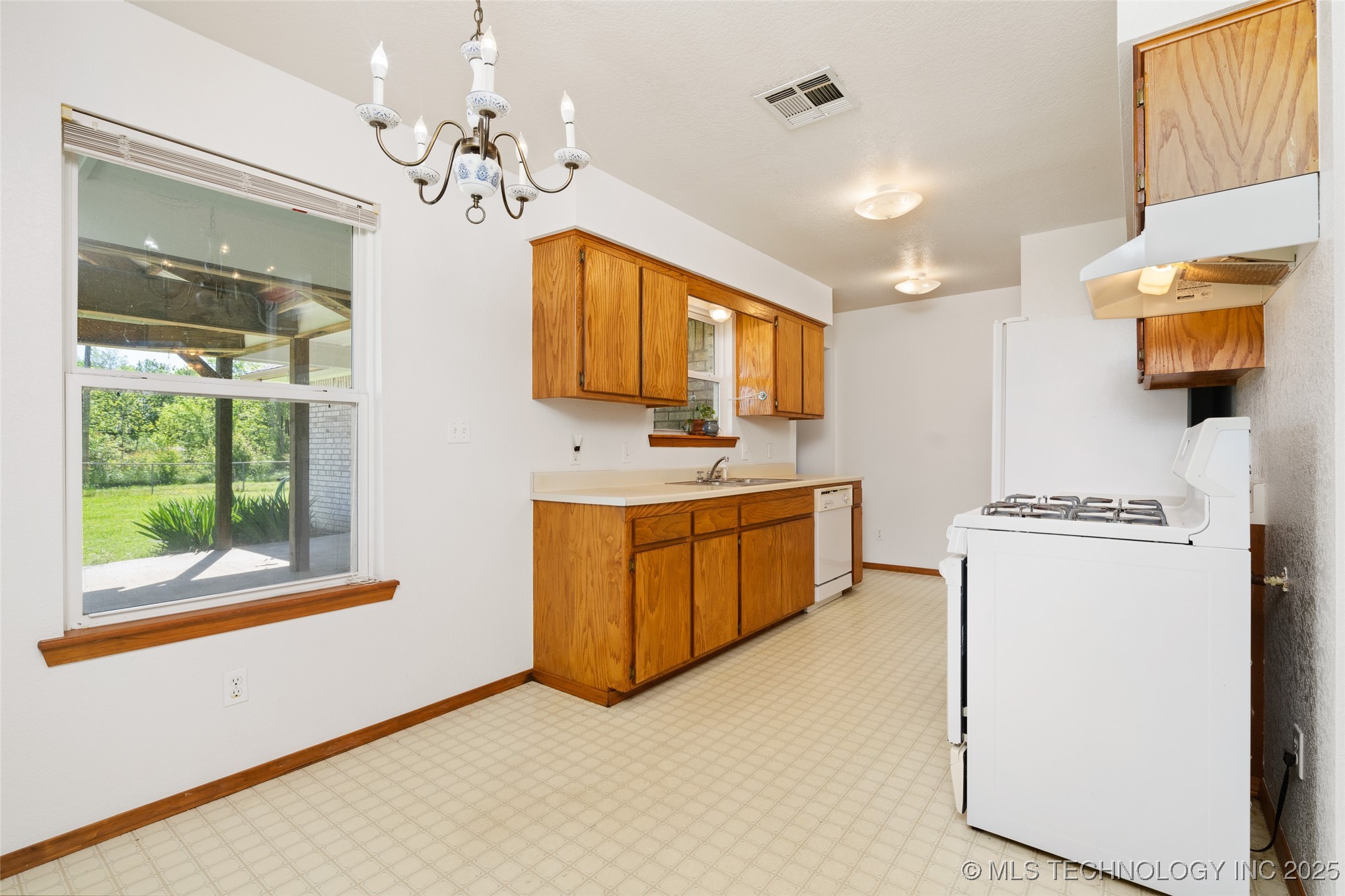 311 N 1st Street Property Photo 13