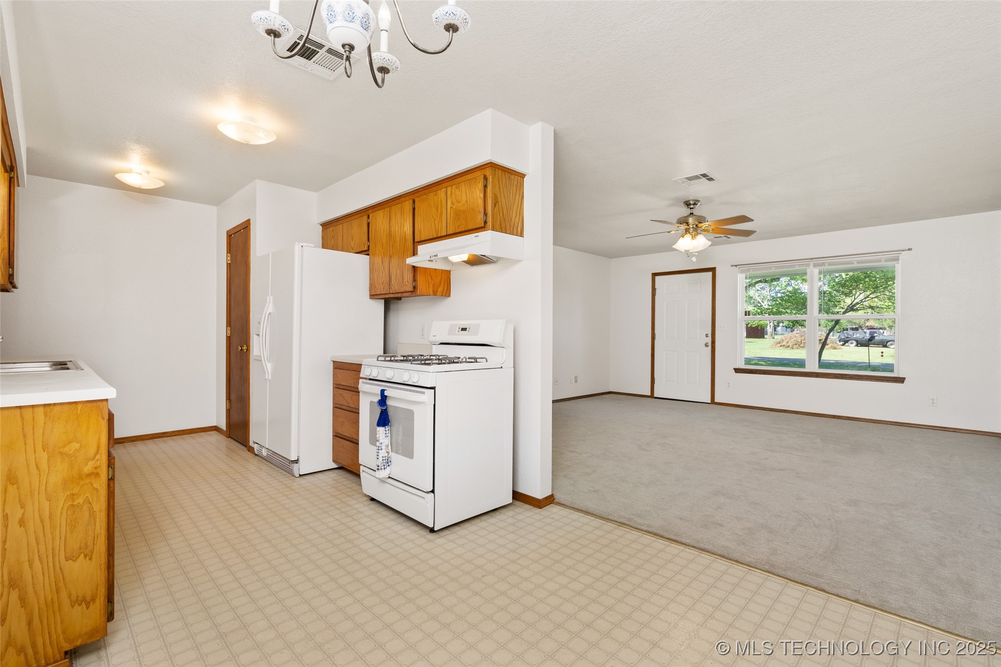 311 N 1st Street Property Photo 14