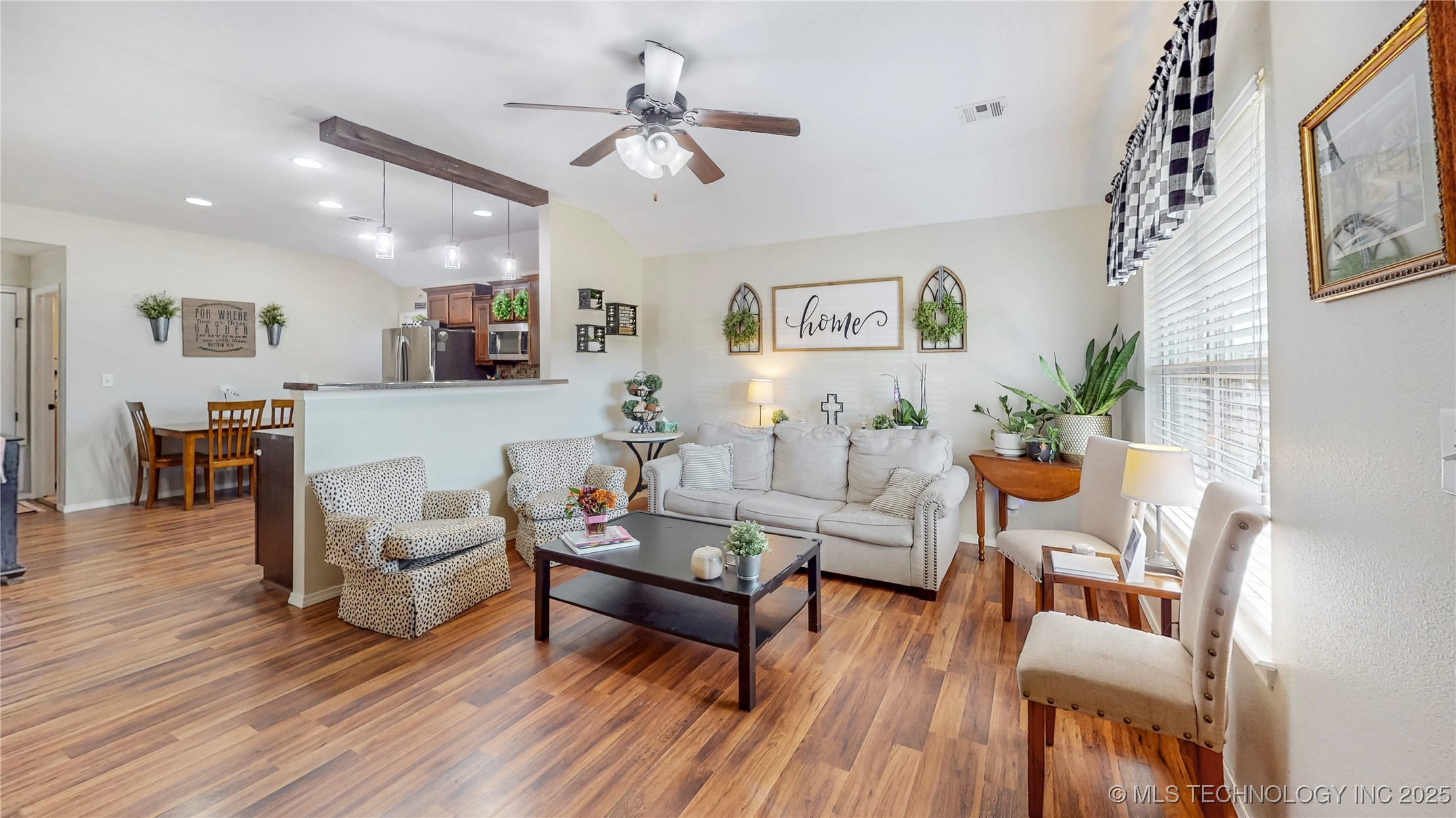 9248 S 254th East Avenue Property Photo 7