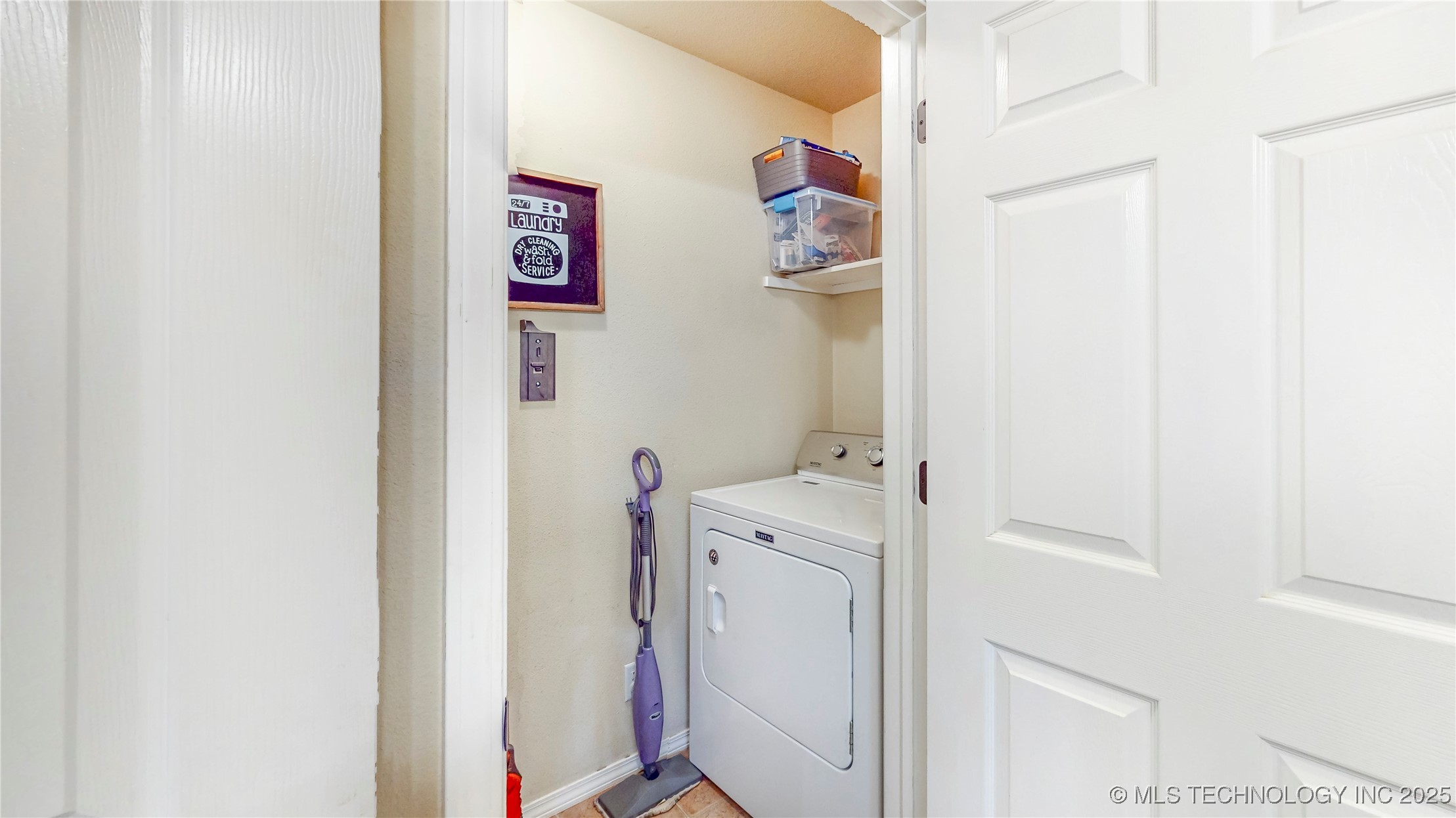 9248 S 254th East Avenue Property Photo 24