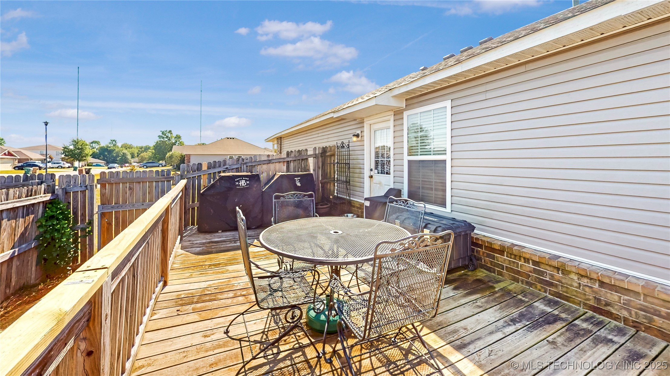 9248 S 254th East Avenue Property Photo 27