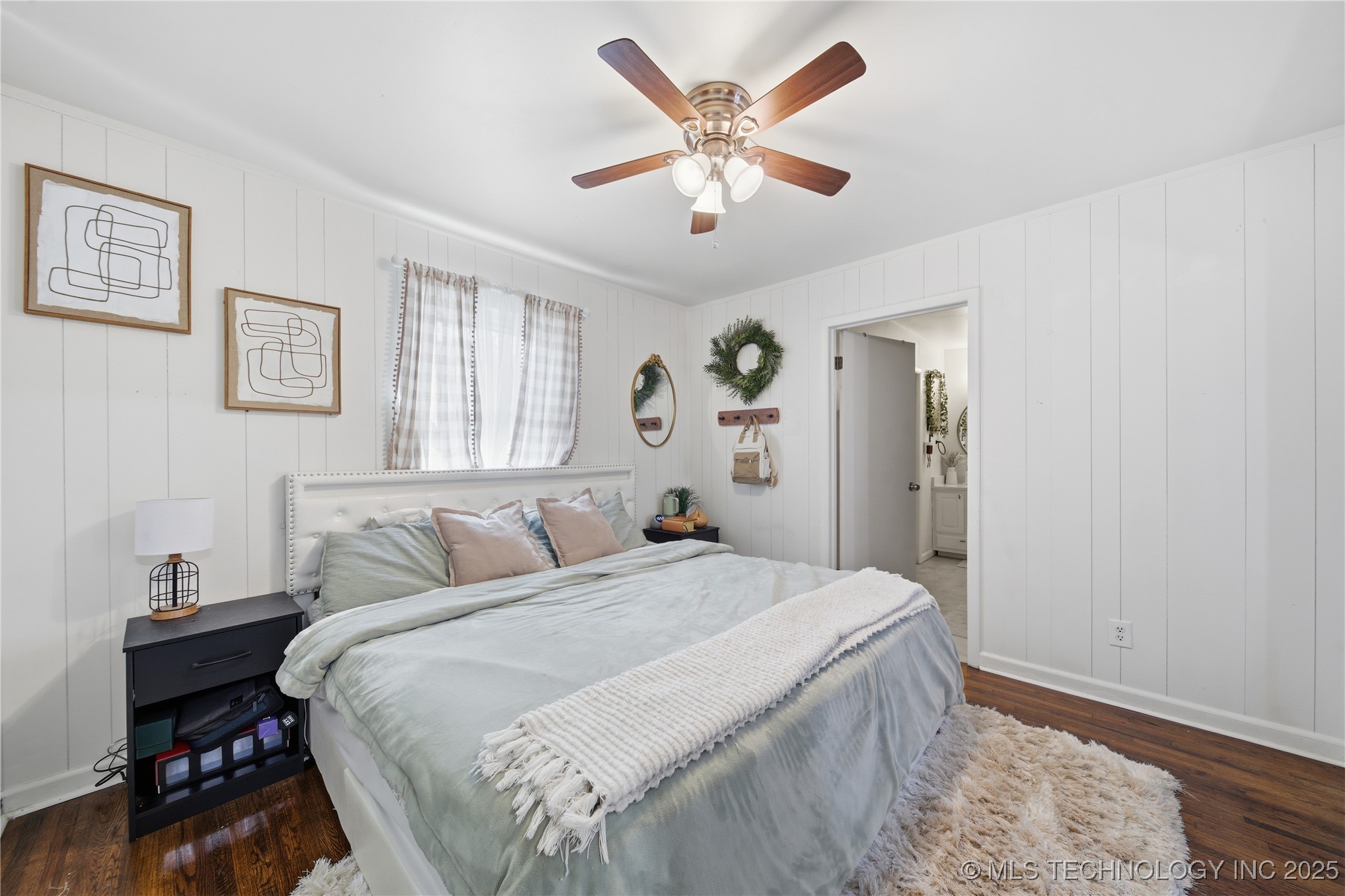 318 E Maple Street Property Photo 20